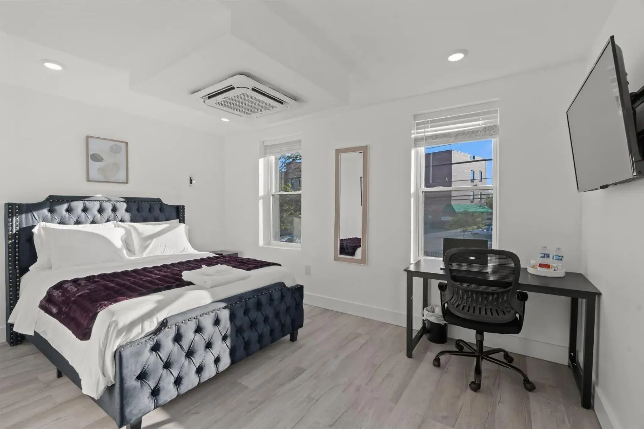 Queen Suite in New Season Royals, Airport West Queen Suite in New Season Royals, Airport West