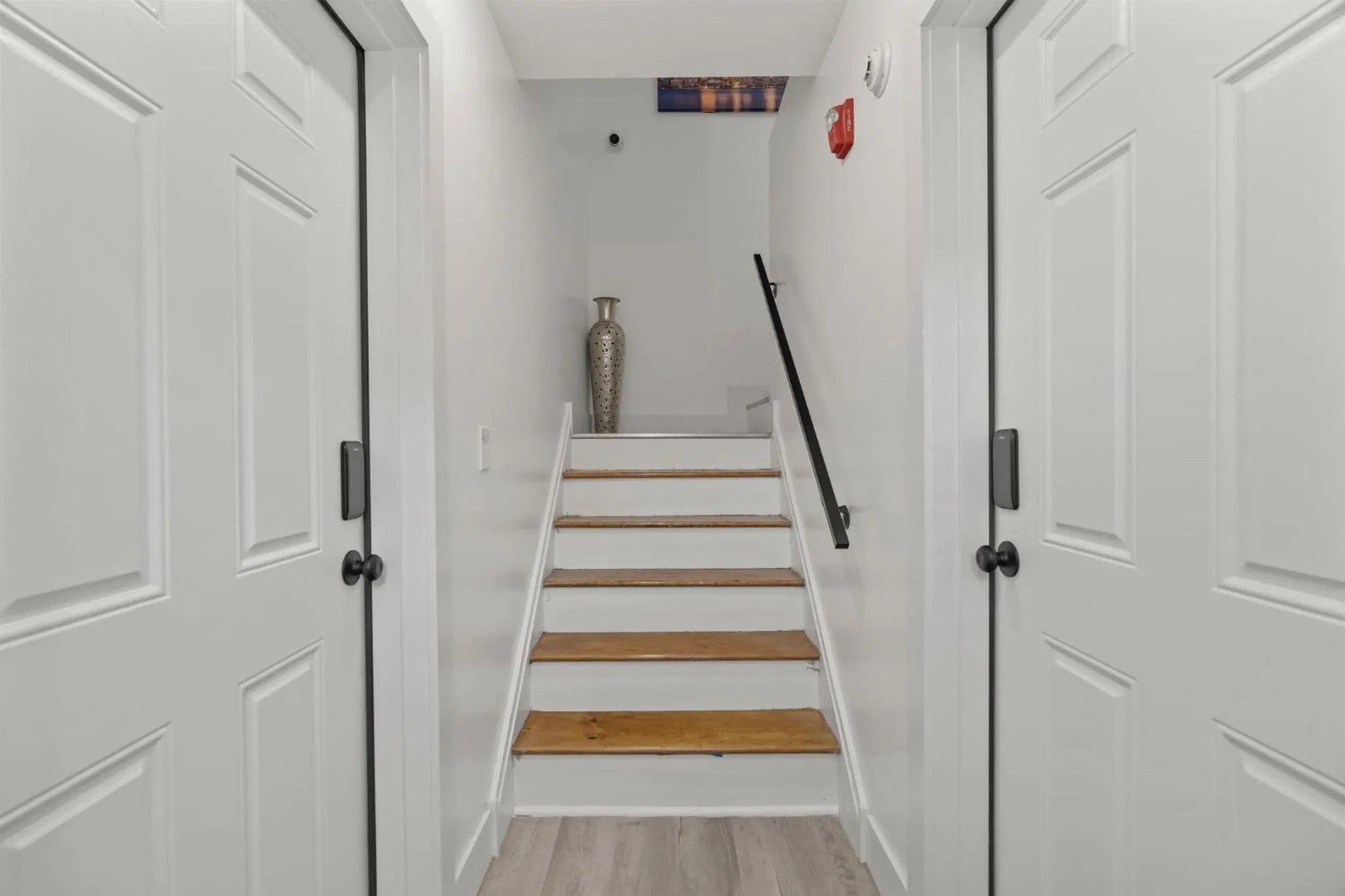 Facade/entrance in New Season Royals, Airport West