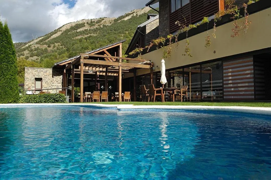 Garden in Hotel Riberies & Spa by RdA Hotels