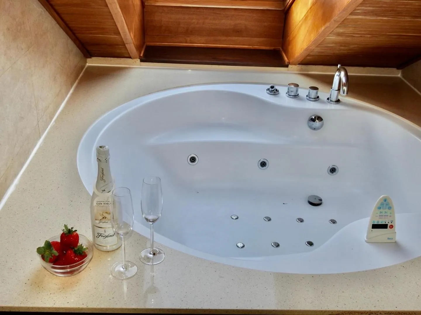 Hot Tub in Hotel Riberies & Spa by RdA Hotels