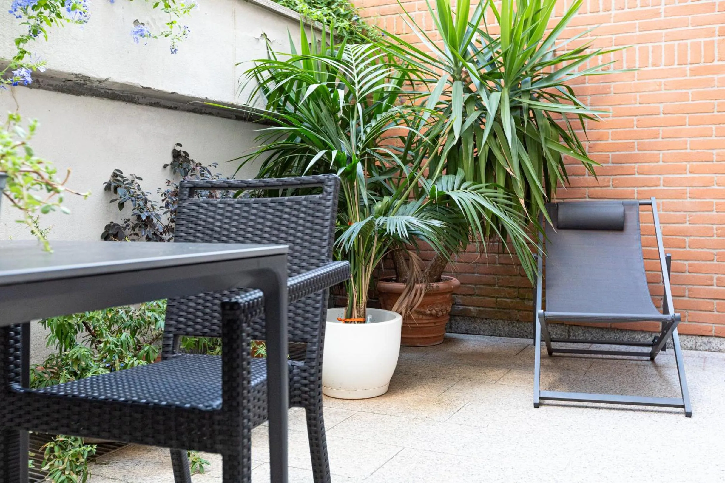 Balcony/Terrace in B&b Too Cute 2b Str8