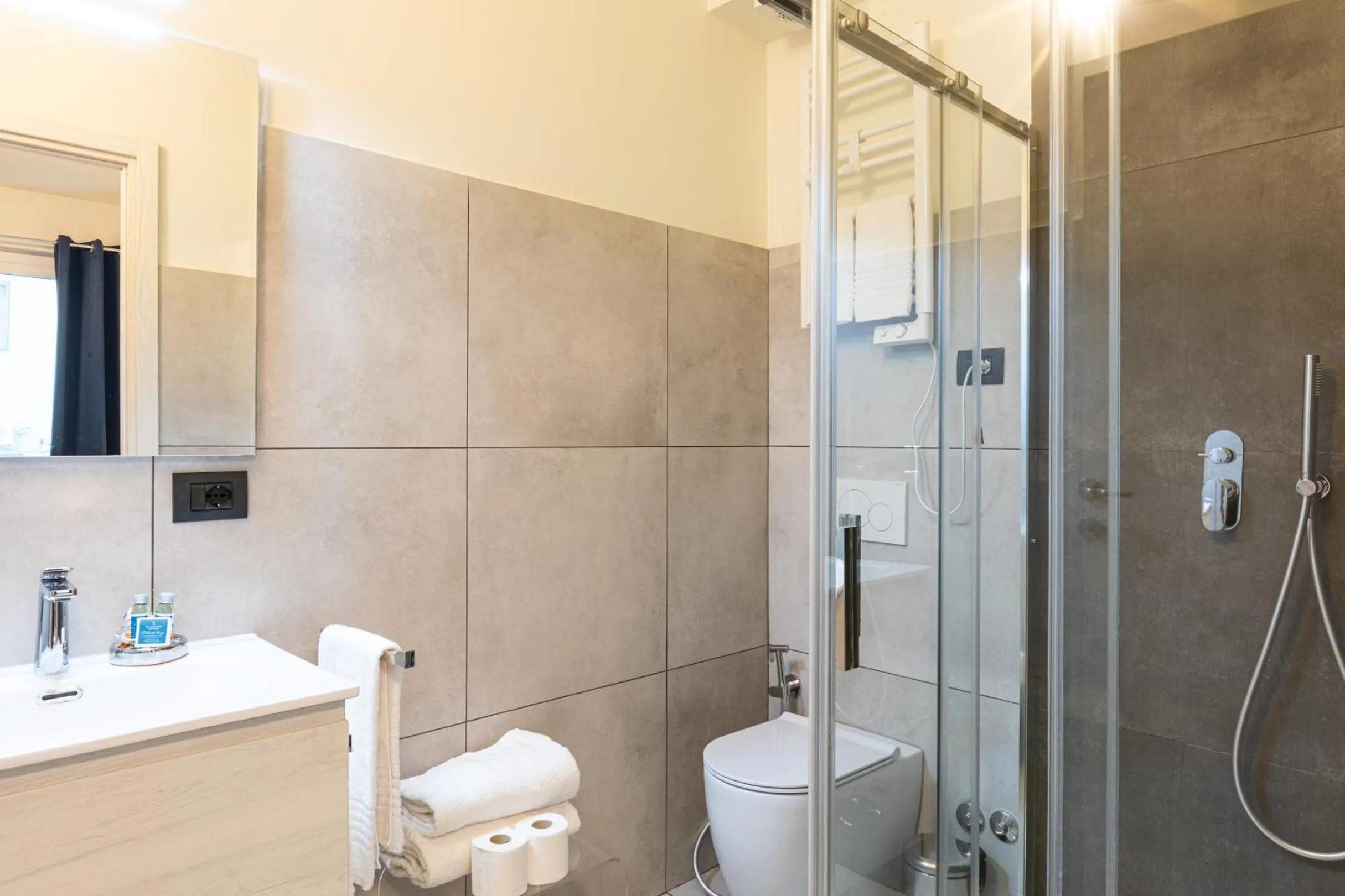 Shower, Bathroom in B&b Too Cute 2b Str8