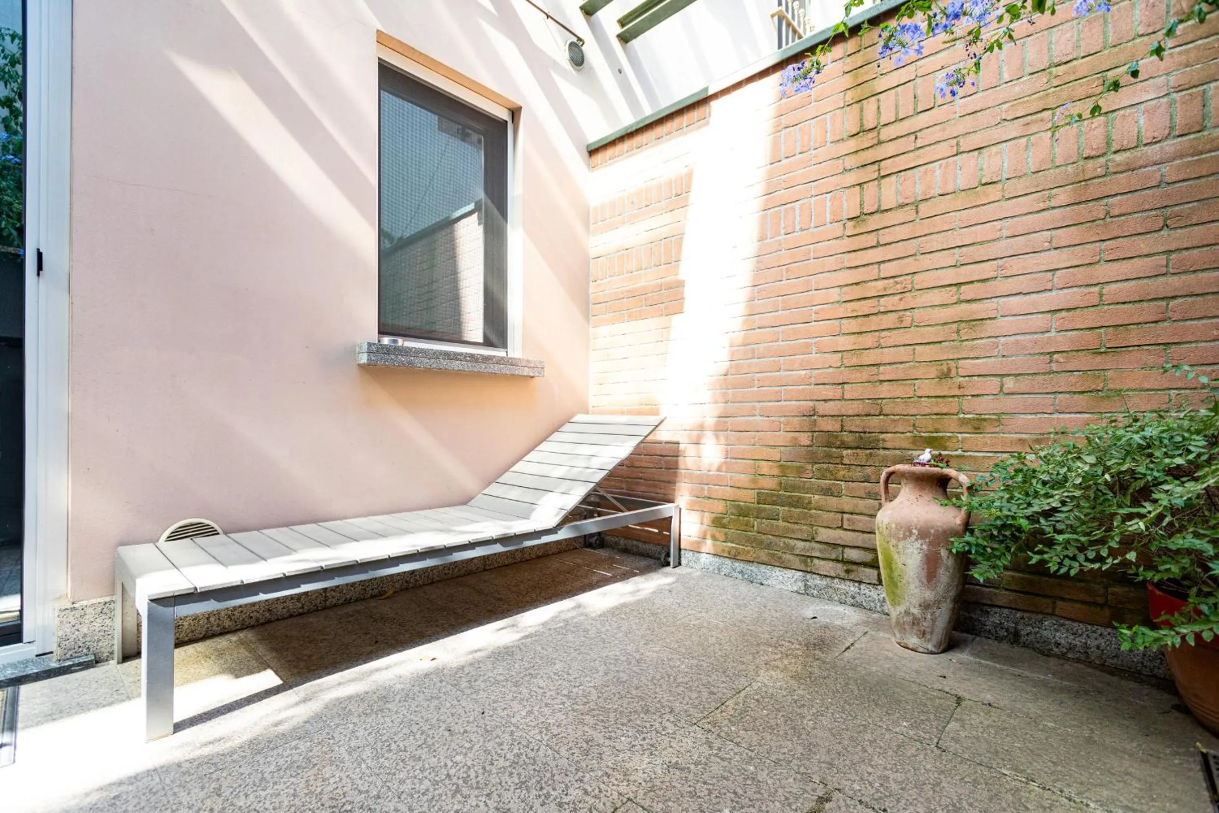 Balcony/Terrace in B&b Too Cute 2b Str8