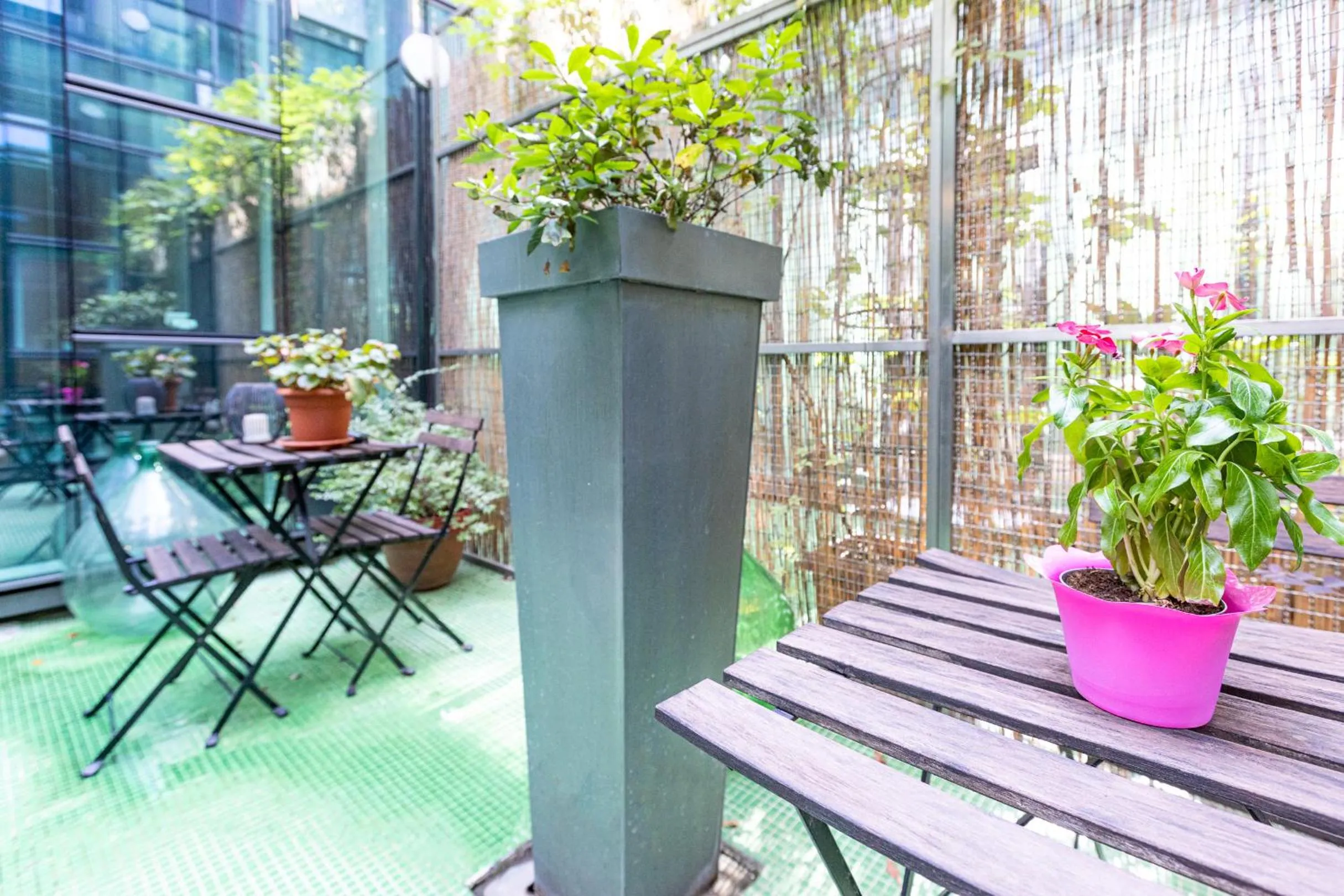 Balcony/Terrace in B&b Too Cute 2b Str8