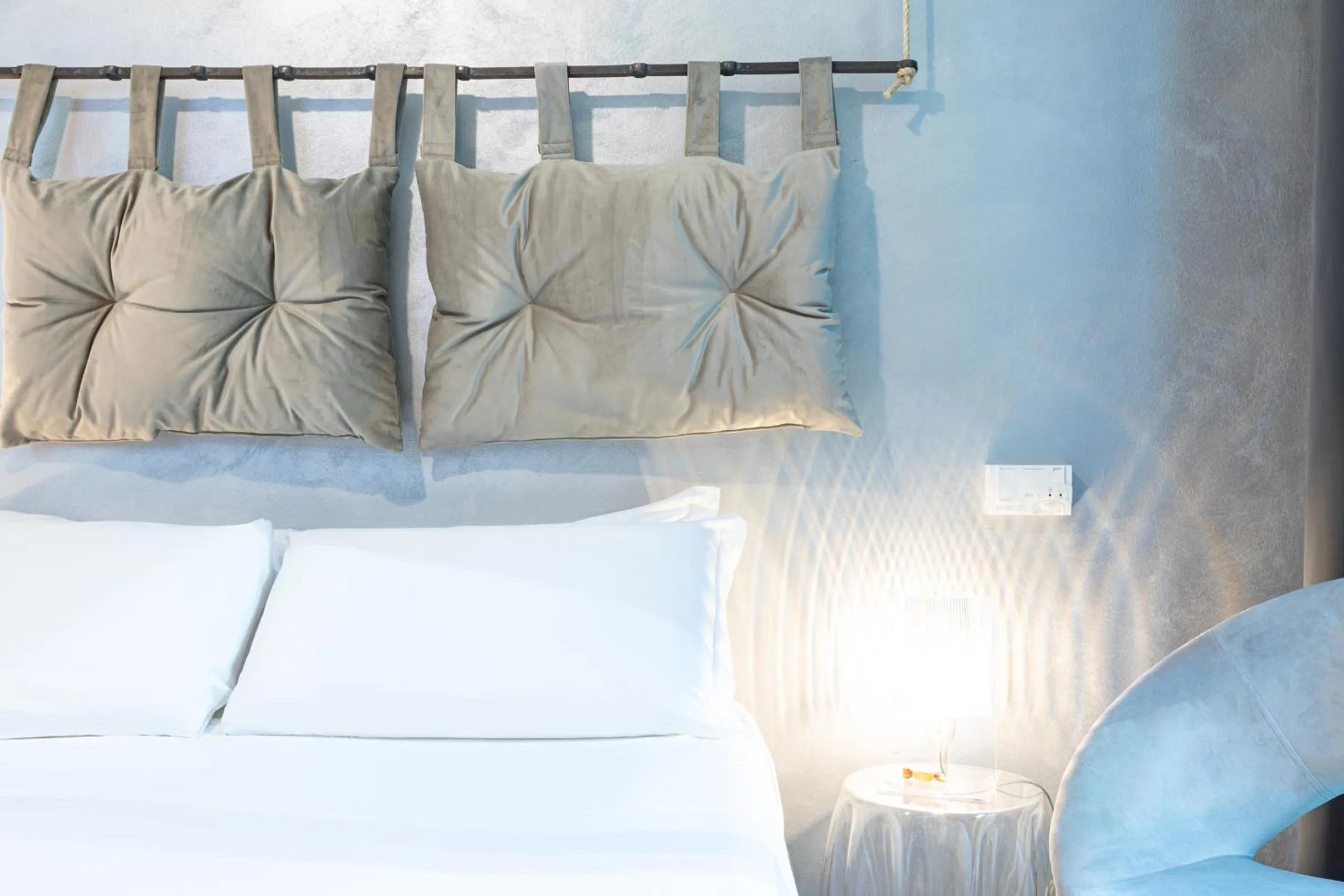 Bed in B&b Too Cute 2b Str8