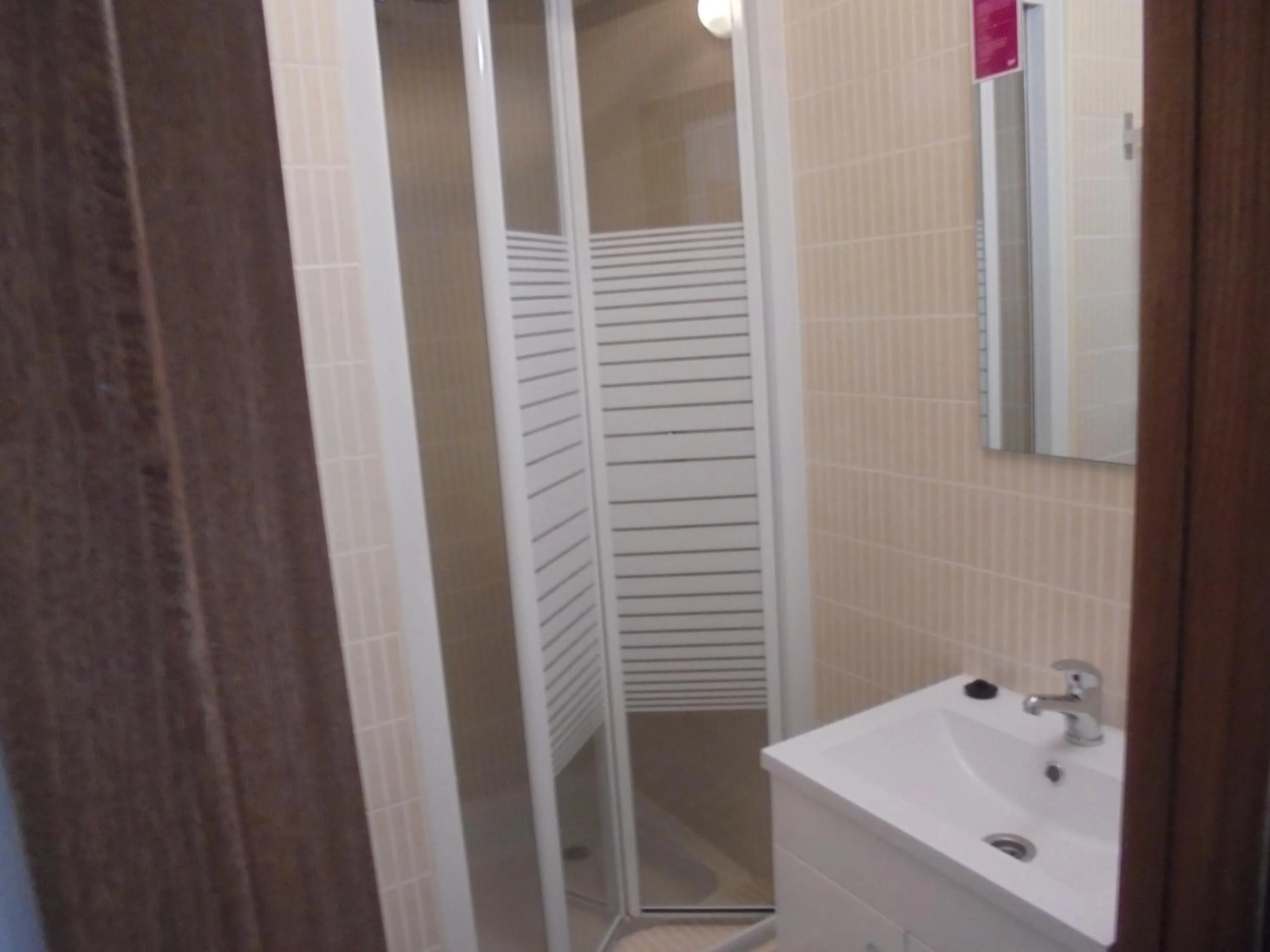 Bathroom in Lagos City Center Guest House & Hostel