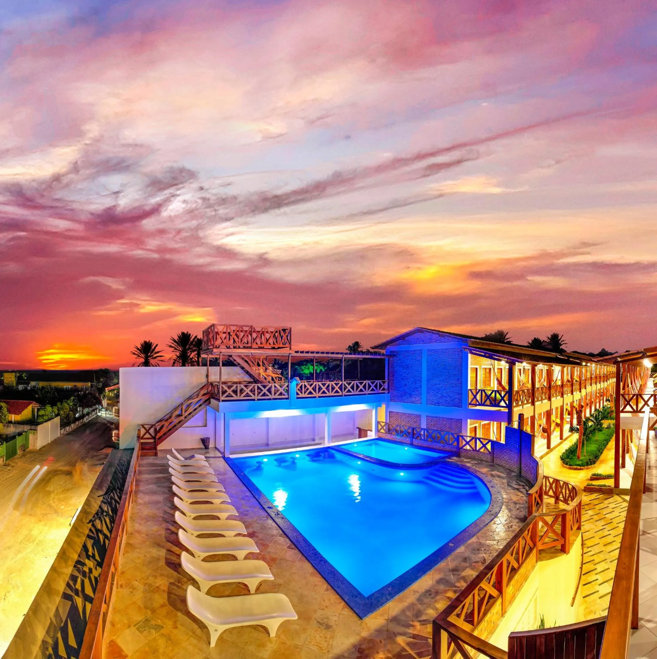 Pool view in Hotel Jeri
