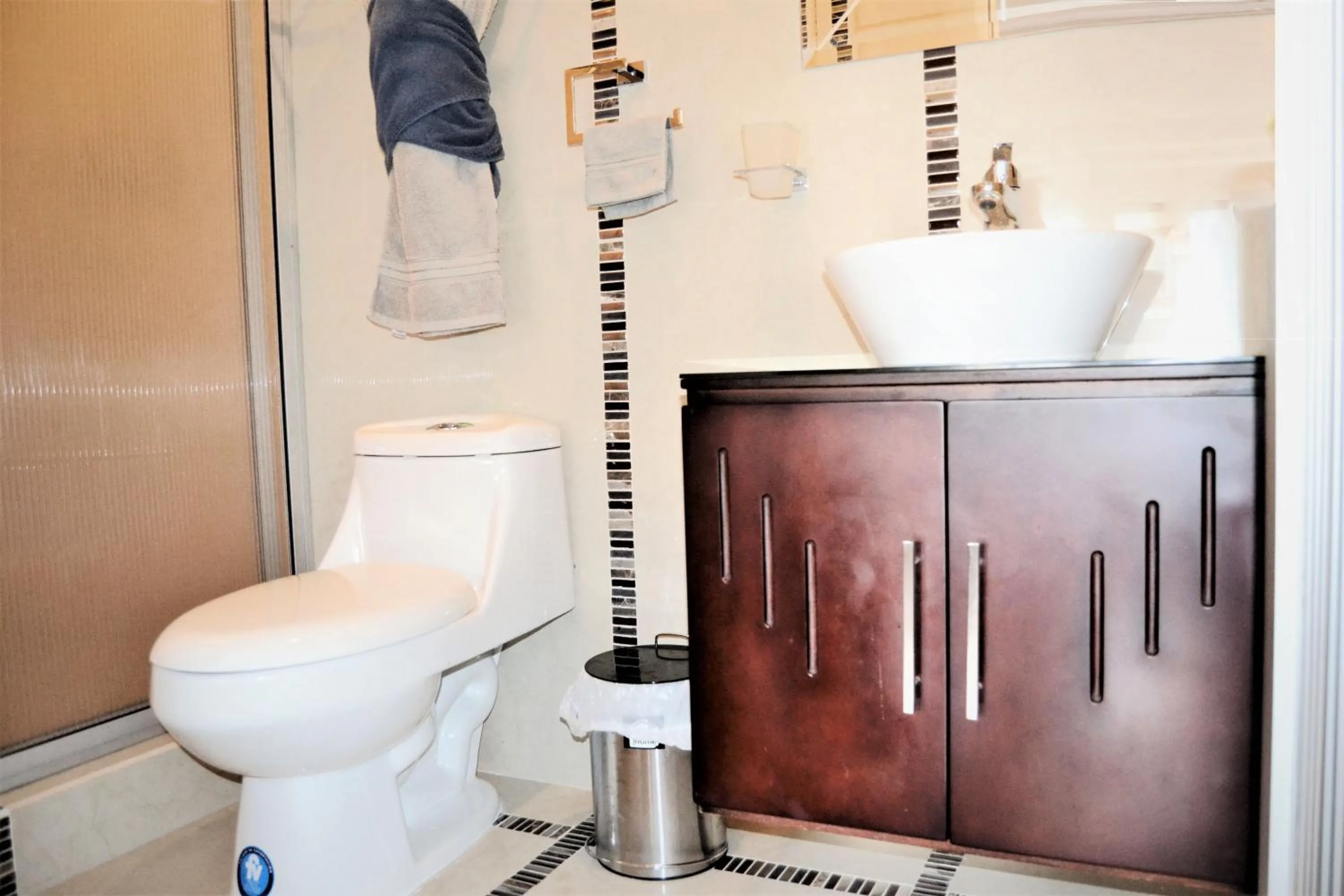 Shower in Hotel Terra Sur Cuenca