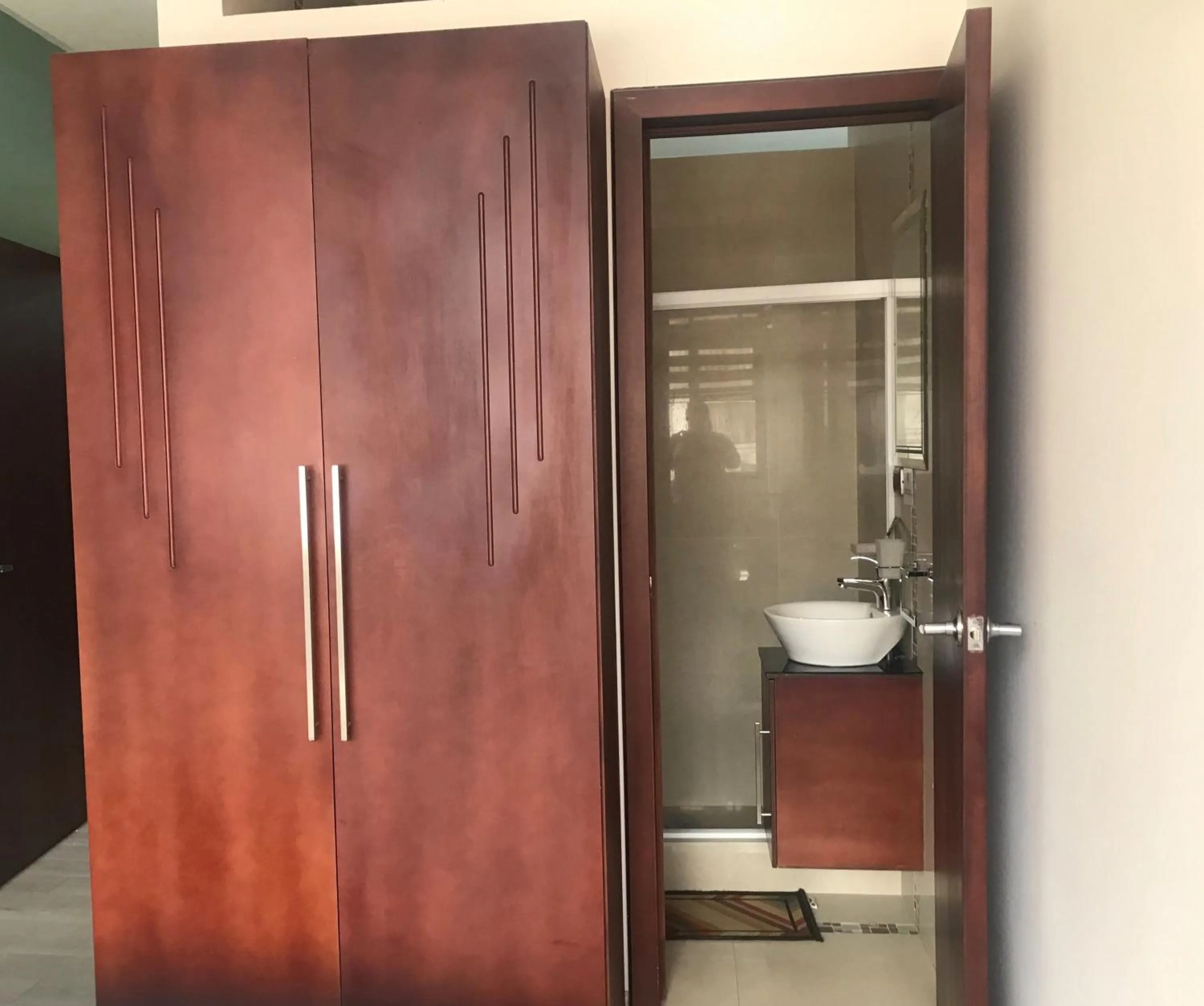 Shower in Hotel Terra Sur Cuenca