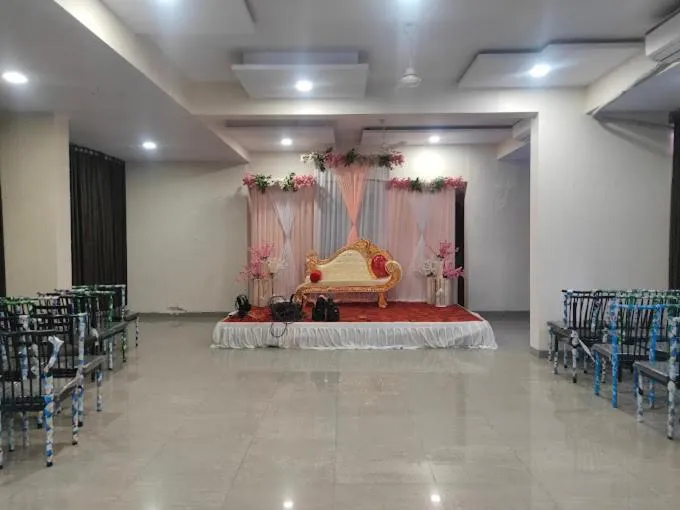 Meeting/conference room in Hotel Lalit inn Lonavala