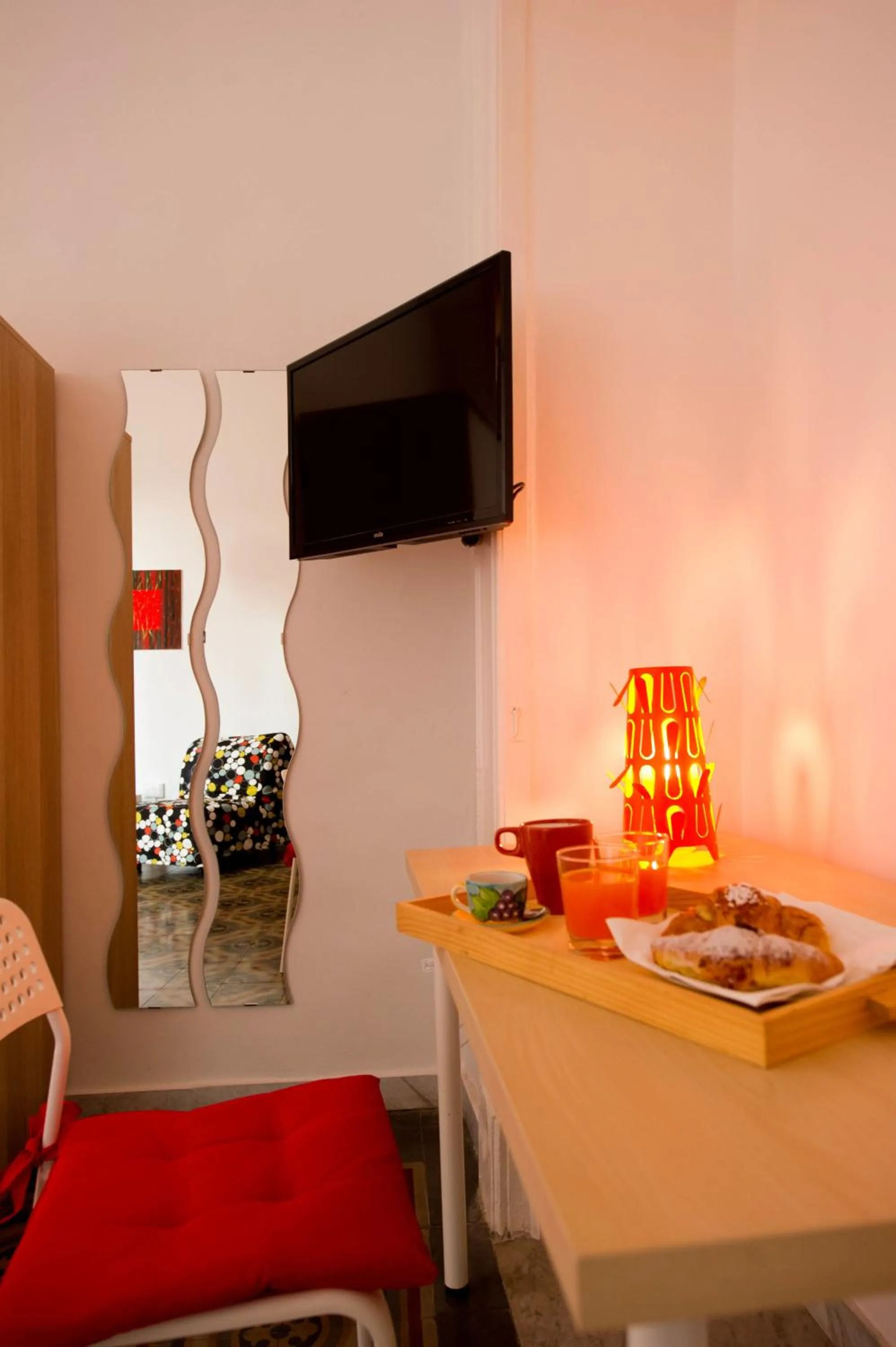 Decorative detail in B&B Tecla