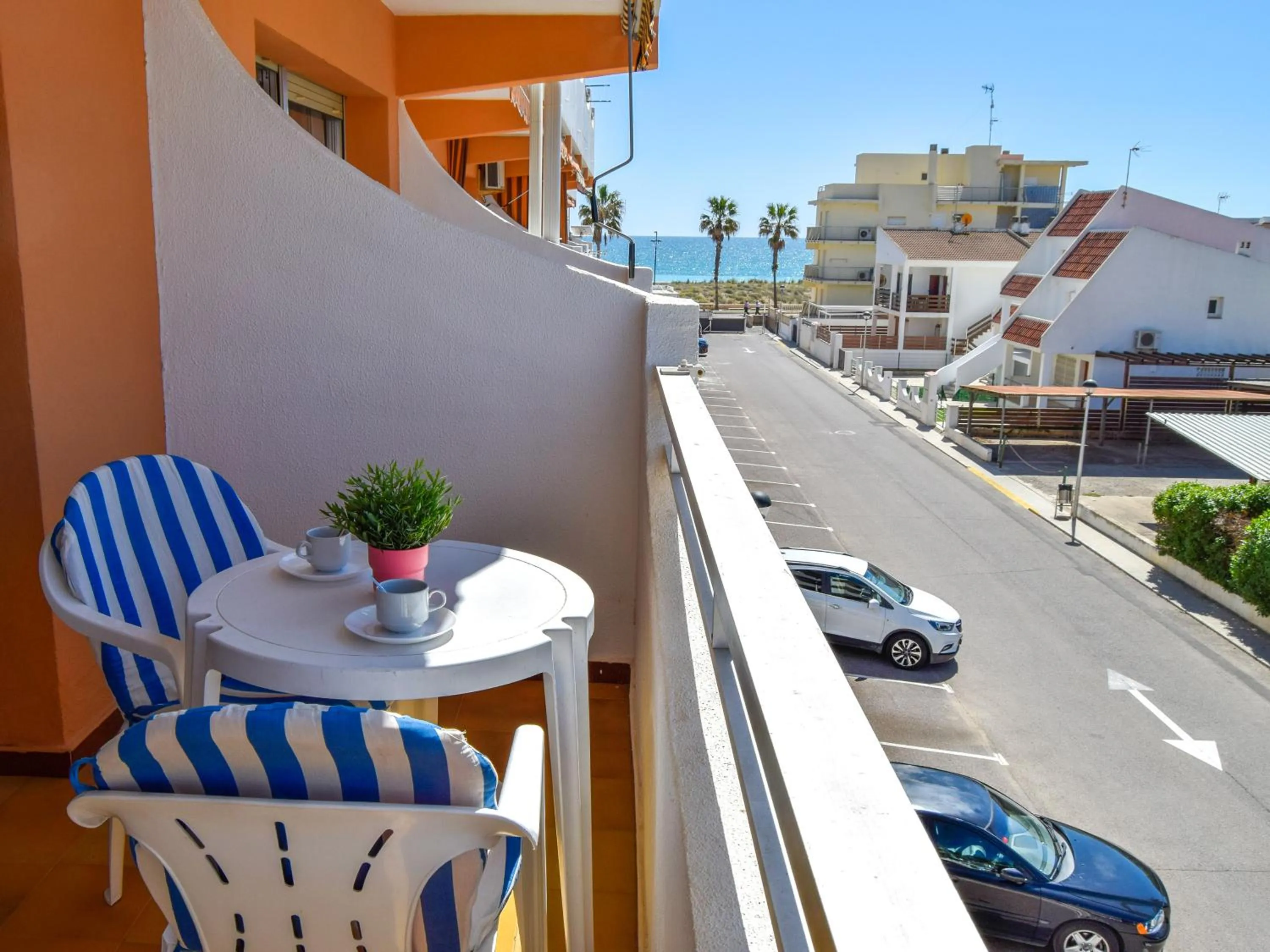 Balcony/Terrace in Apartamentos Voramar Peñíscola 3000