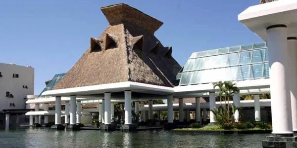 Master Room Mayan palace at Vidanta