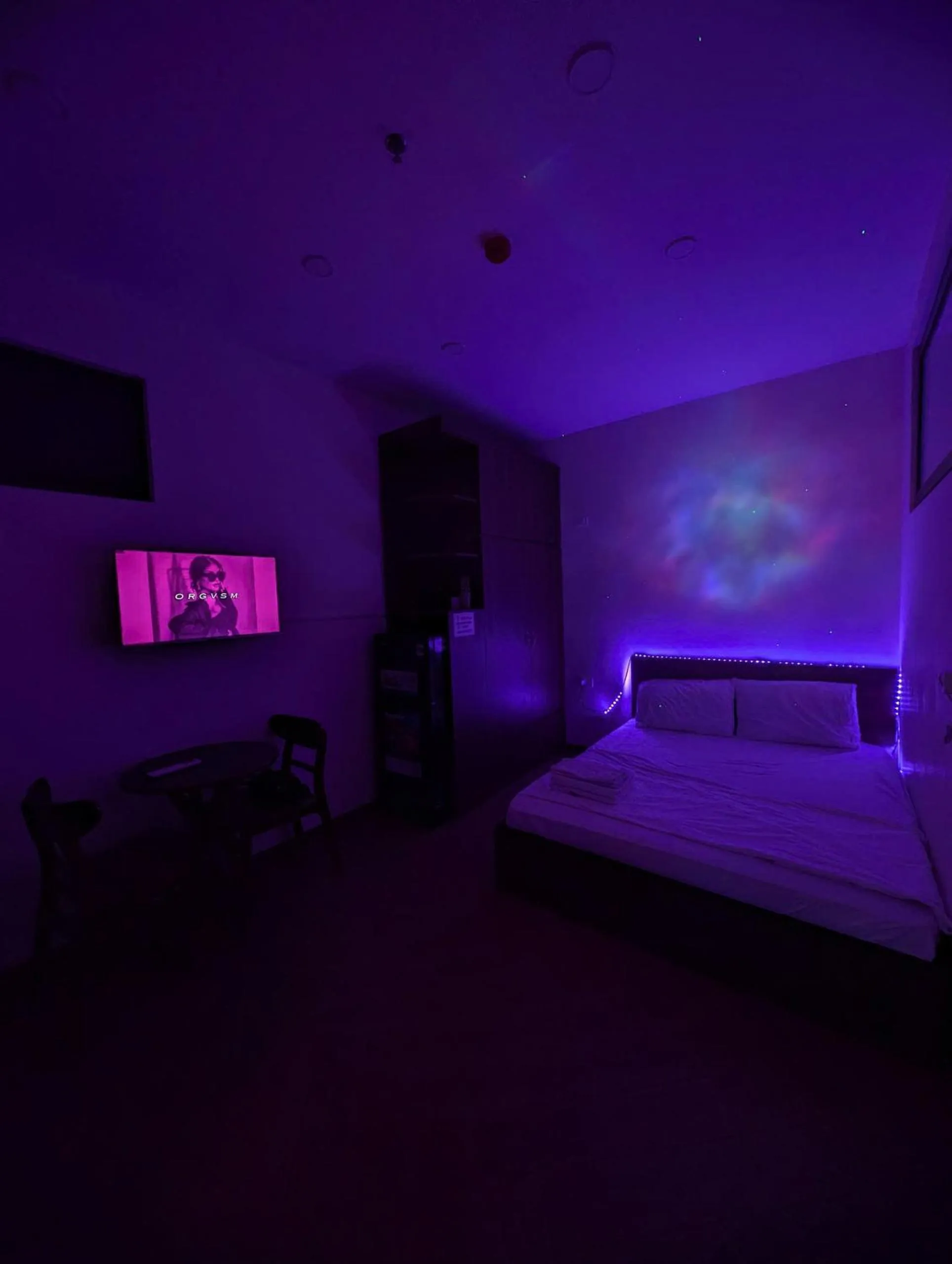 Bed in Era Apartment 158 Nguyen Khanh Toan