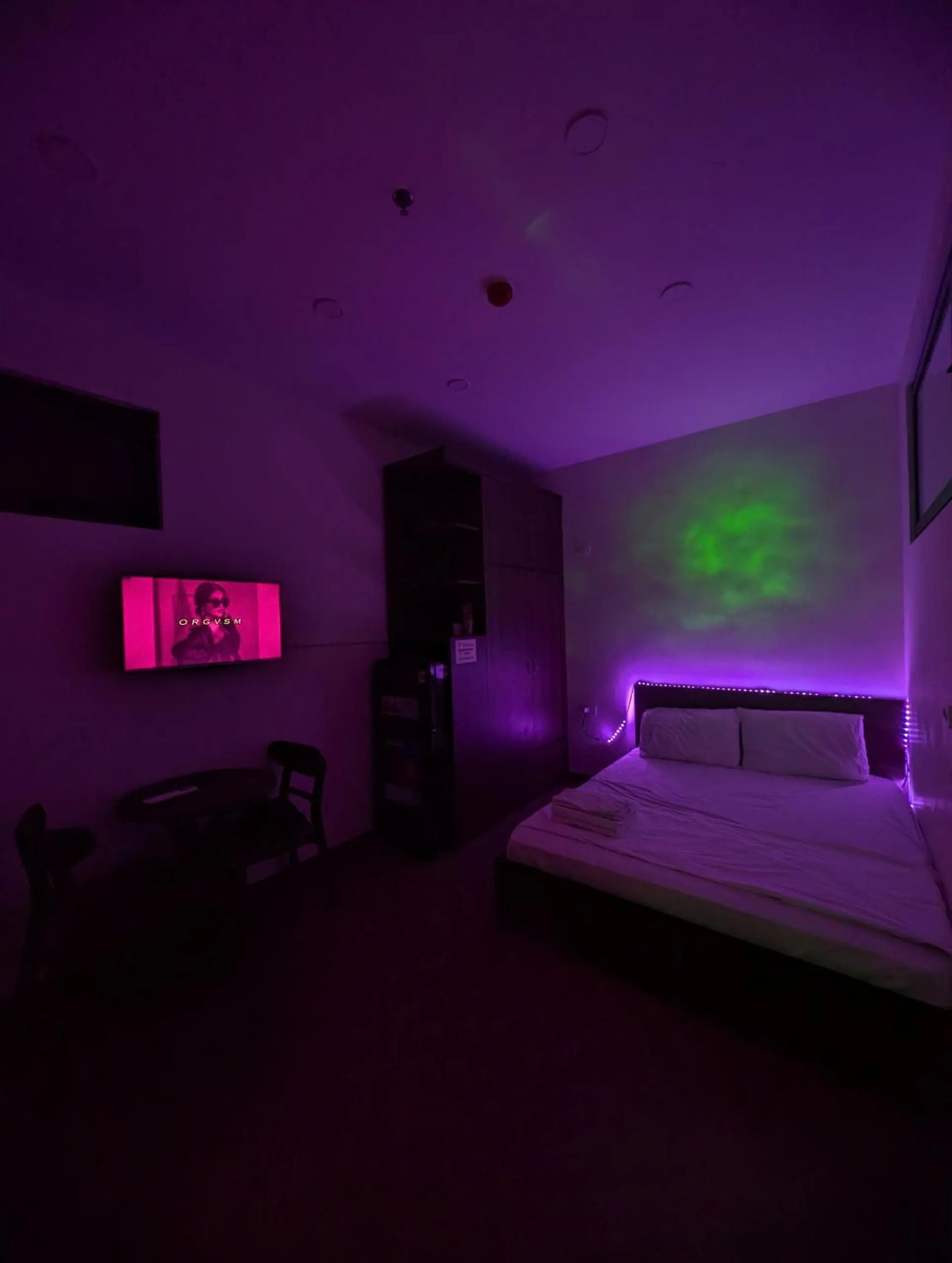 Bed in Era Apartment 158 Nguyen Khanh Toan