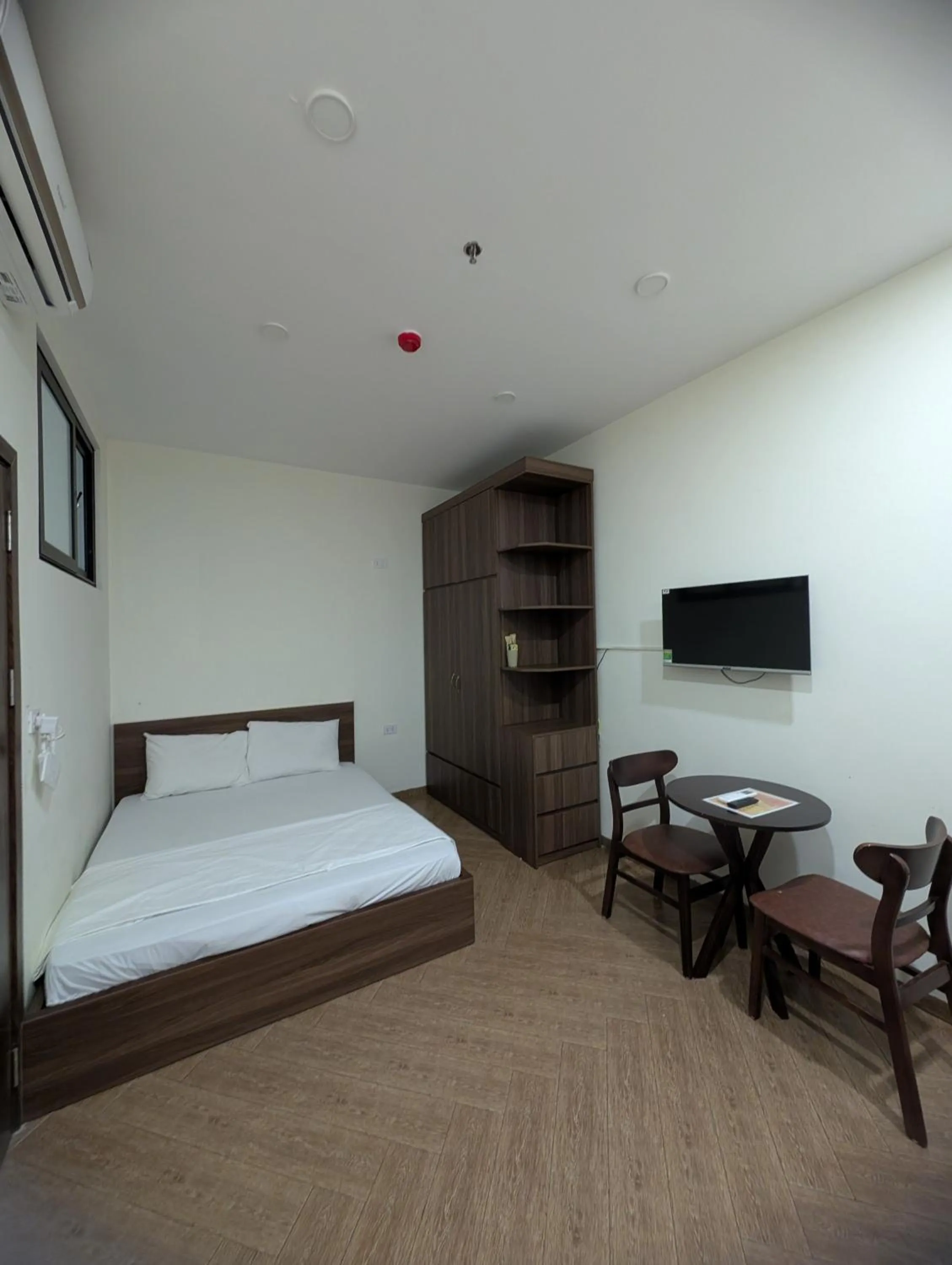 Bed in Era Apartment 158 Nguyen Khanh Toan