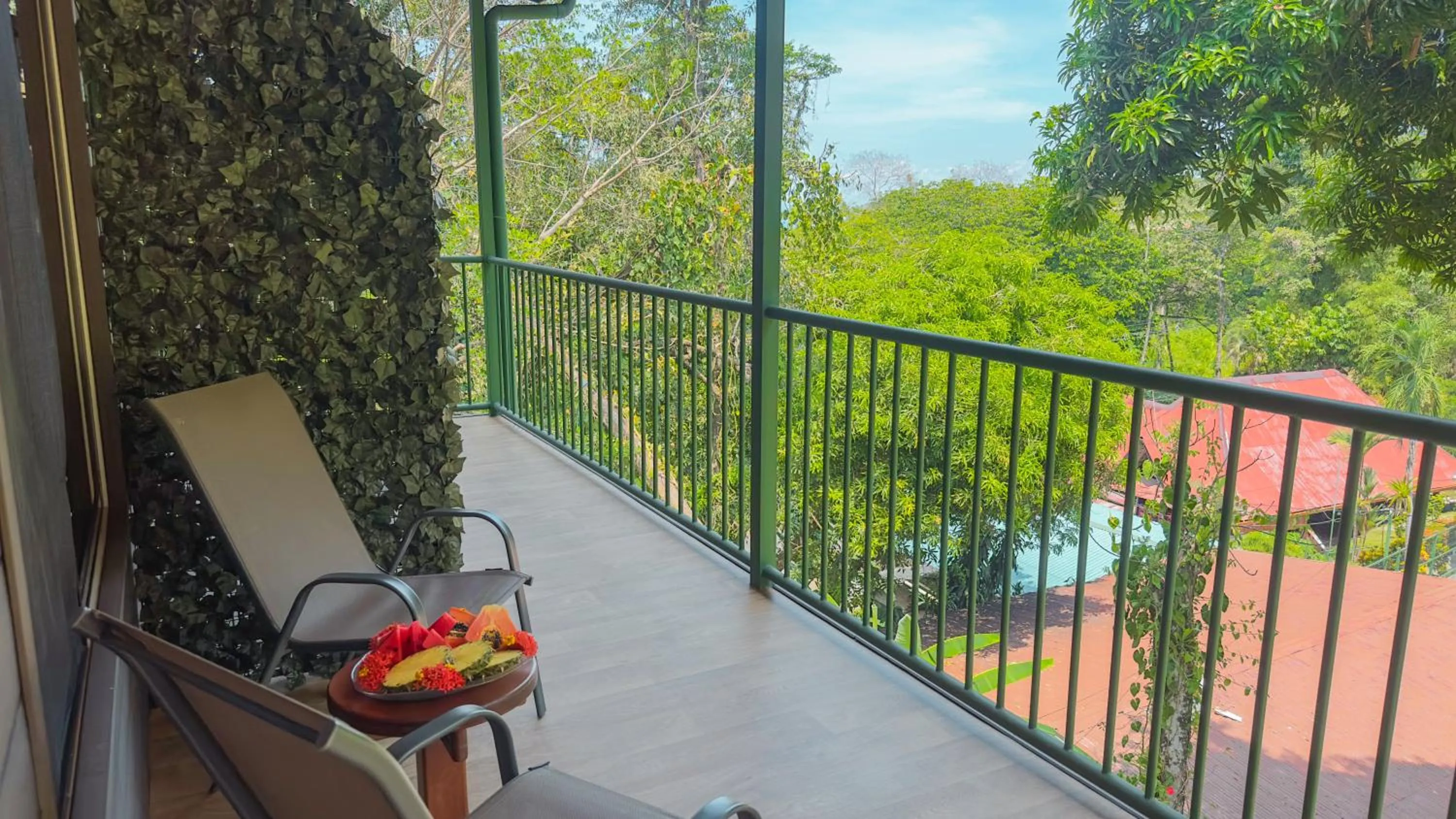 Garden in Tabulia Tree Hotel and Villas