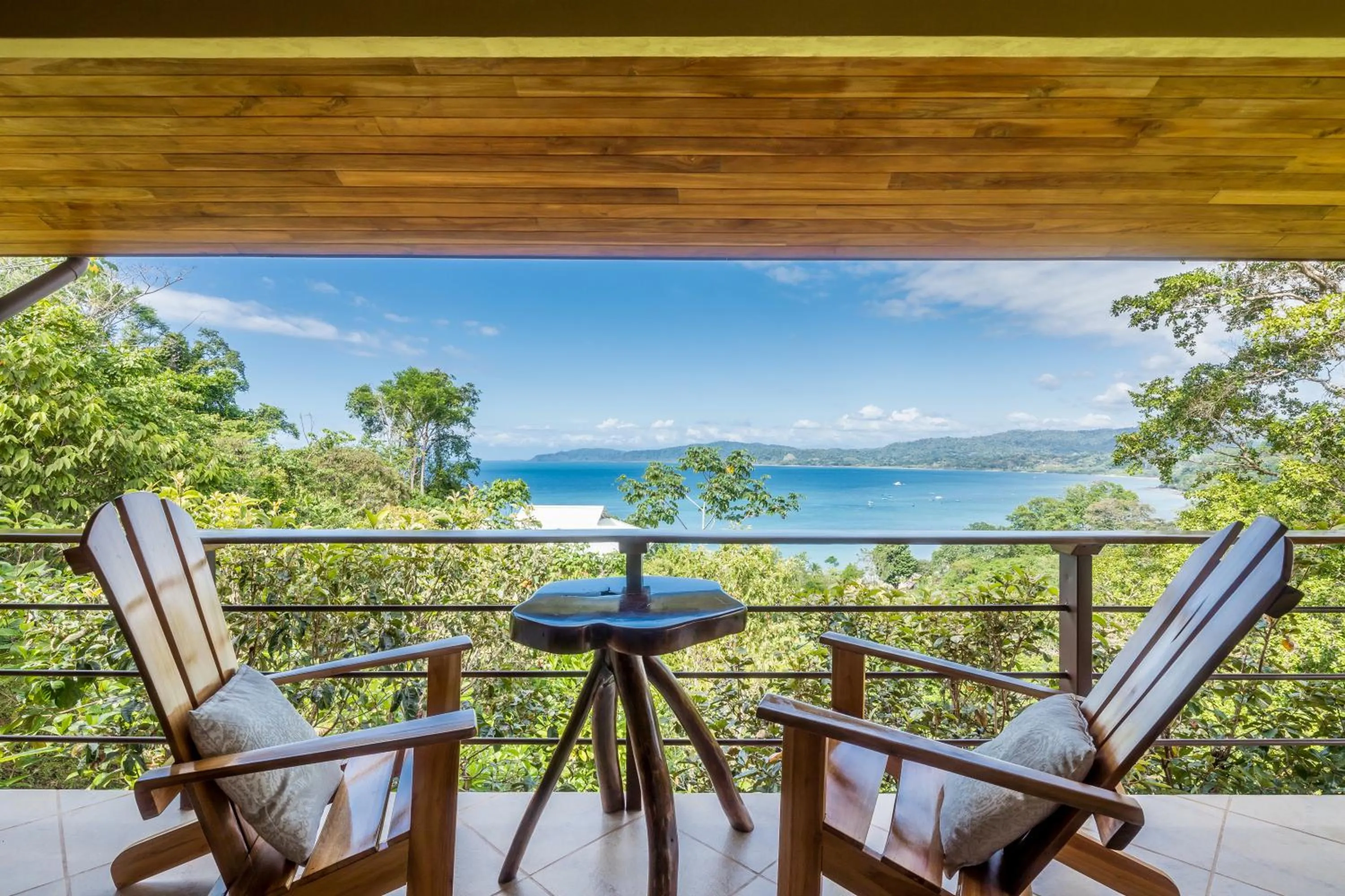 Natural landscape in Drake Bay Getaway Resort by Sandglass