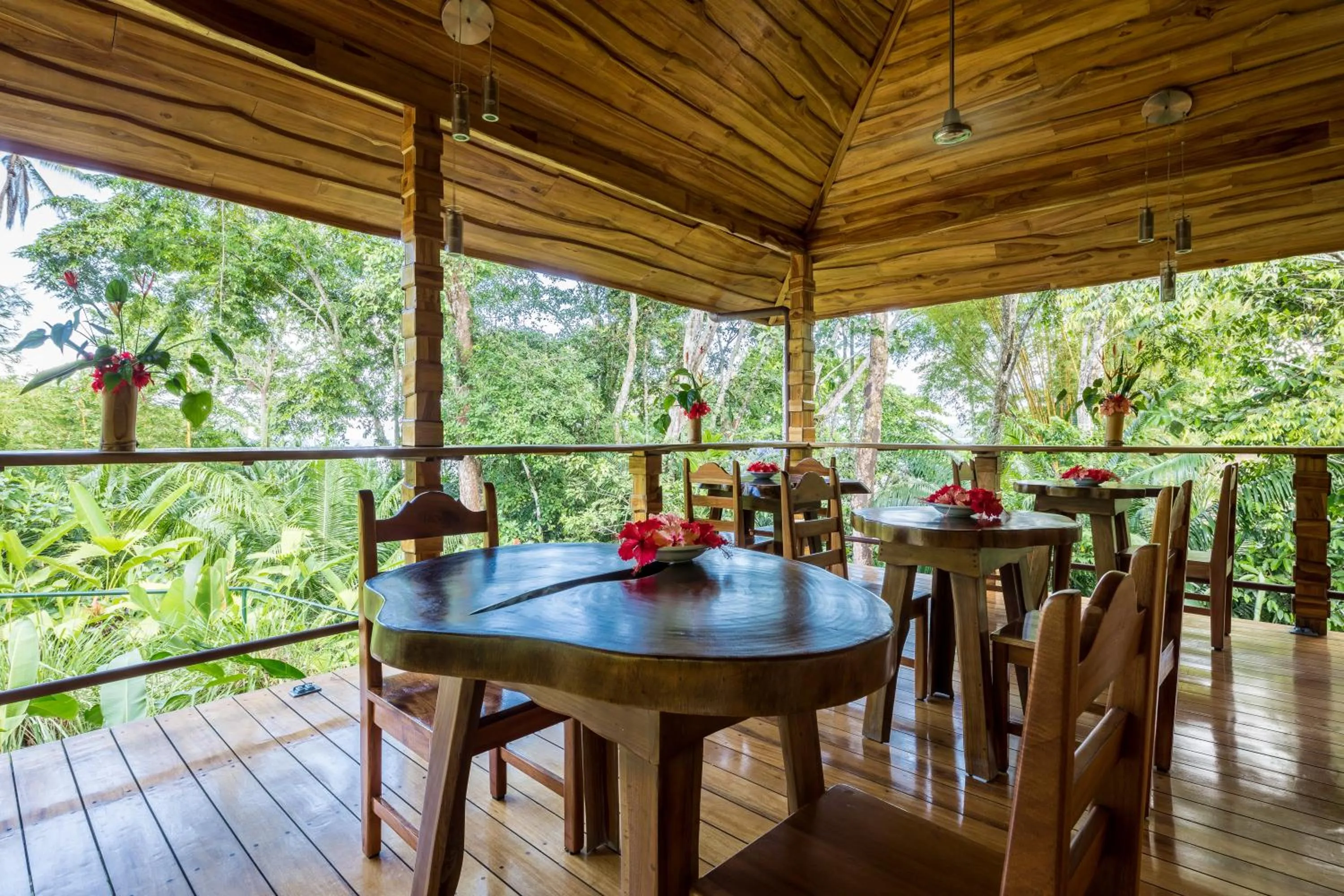Restaurant/places to eat in Drake Bay Getaway Resort by Sandglass