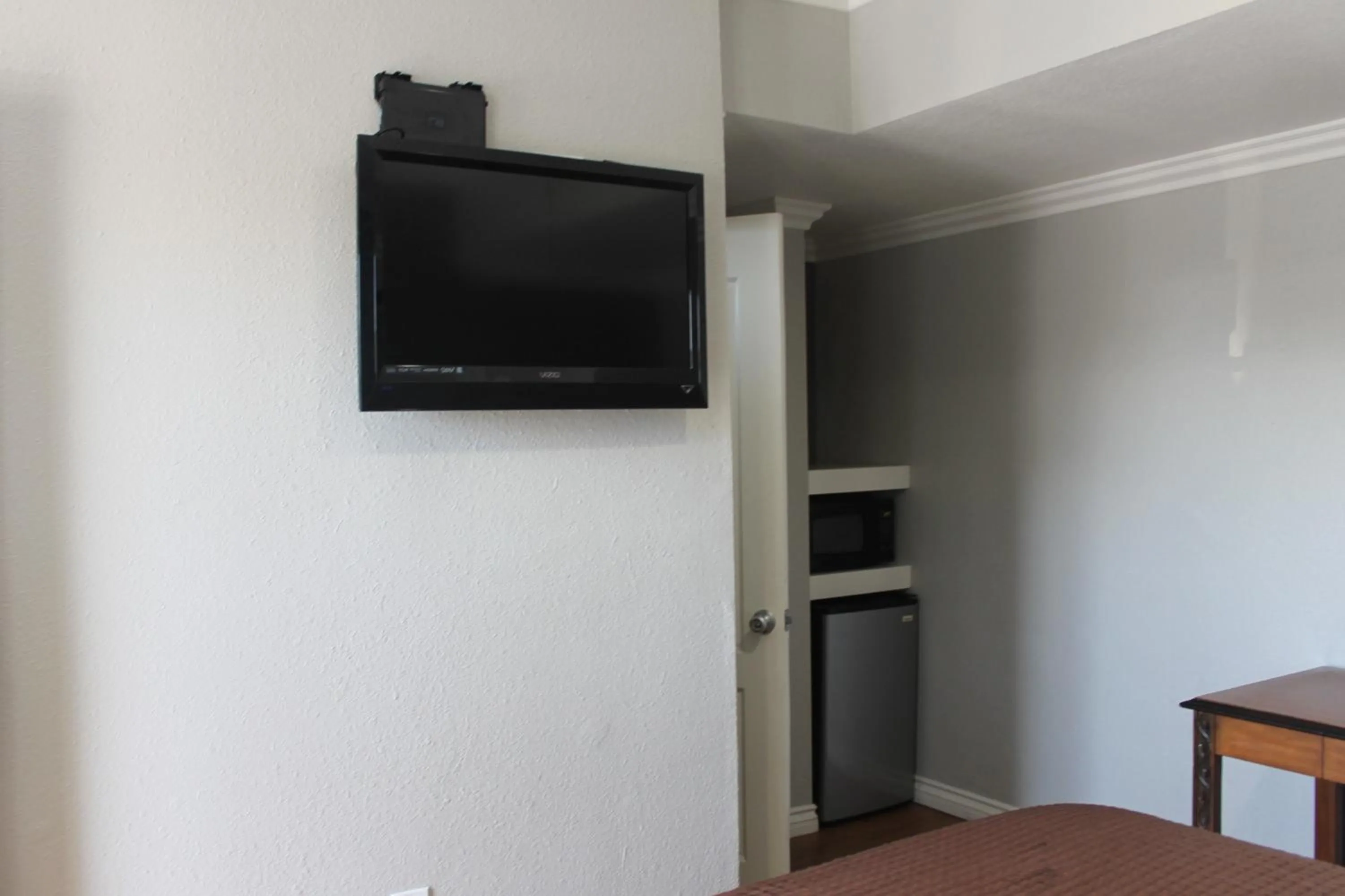 TV and multimedia, Bed in Town House Motel