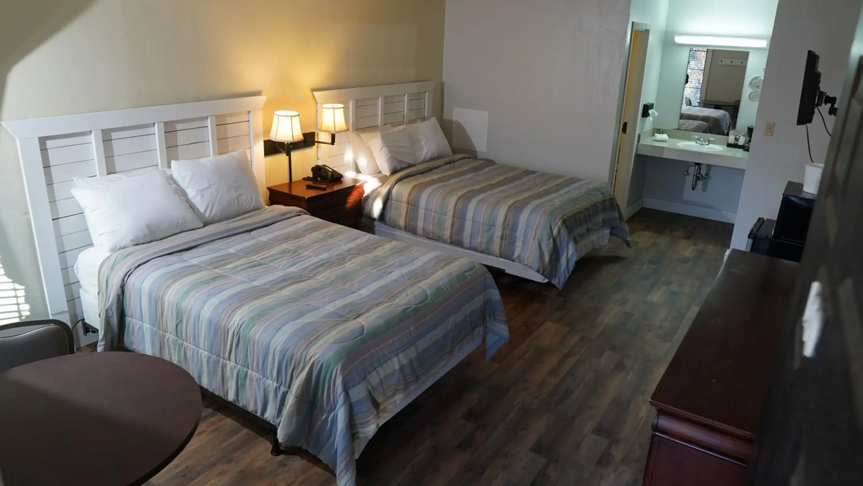 Double Room with Lake View in Skyline Lodge Double Room with Lake View in Skyline Lodge