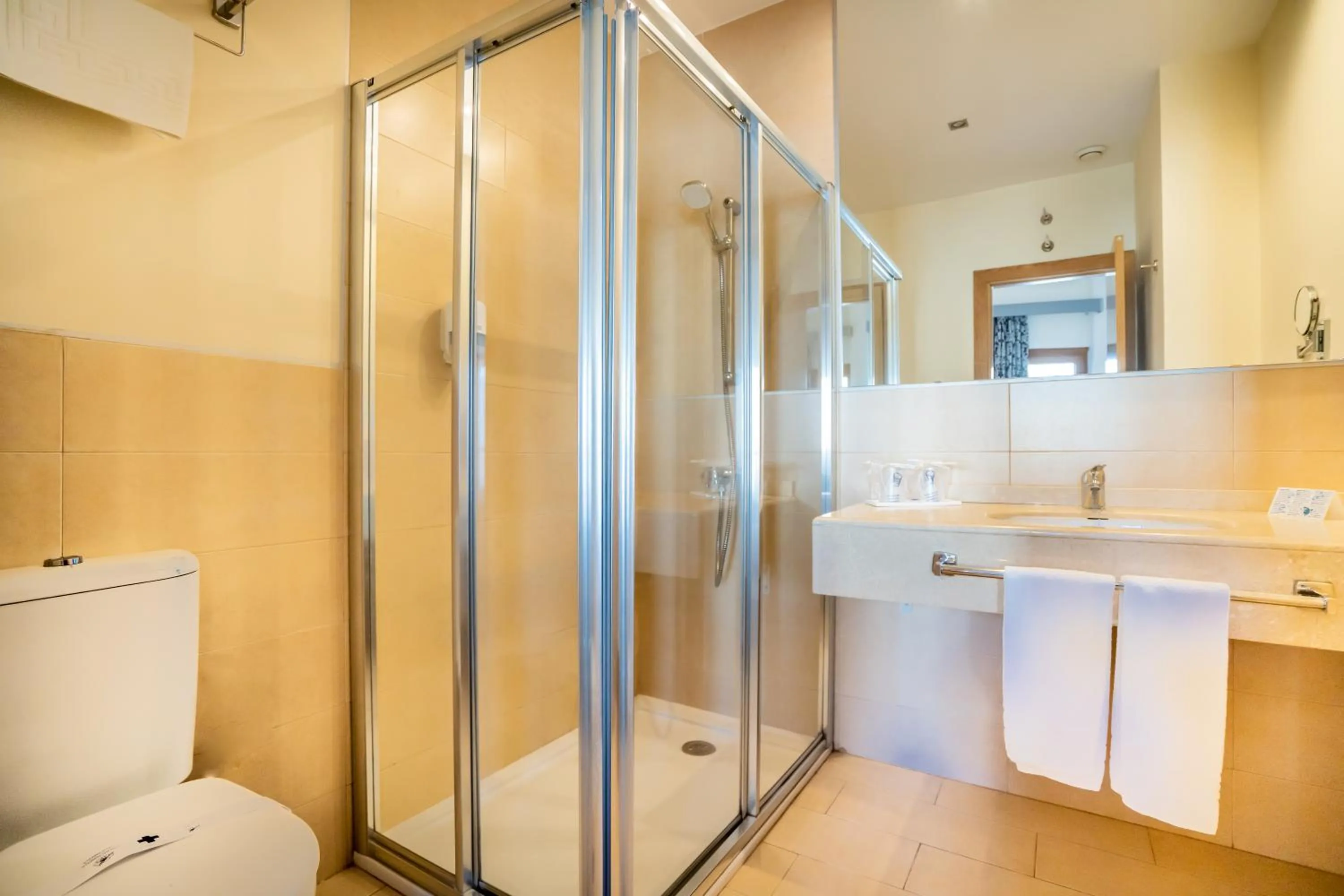 Shower in Hotel Andalussia