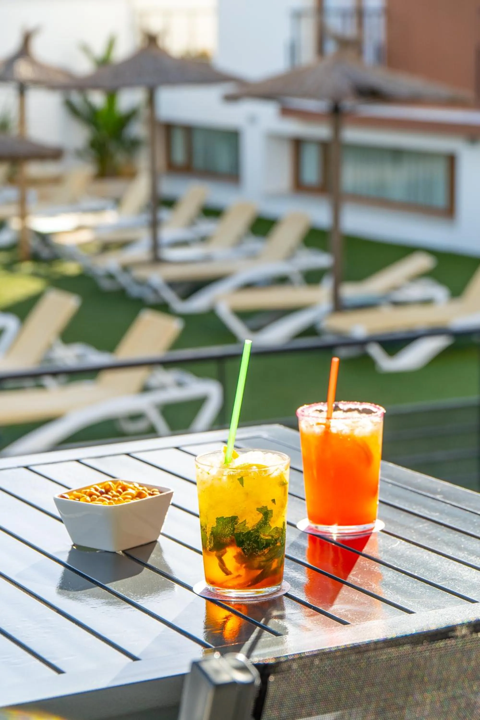 Swimming pool in Hotel Andalussia