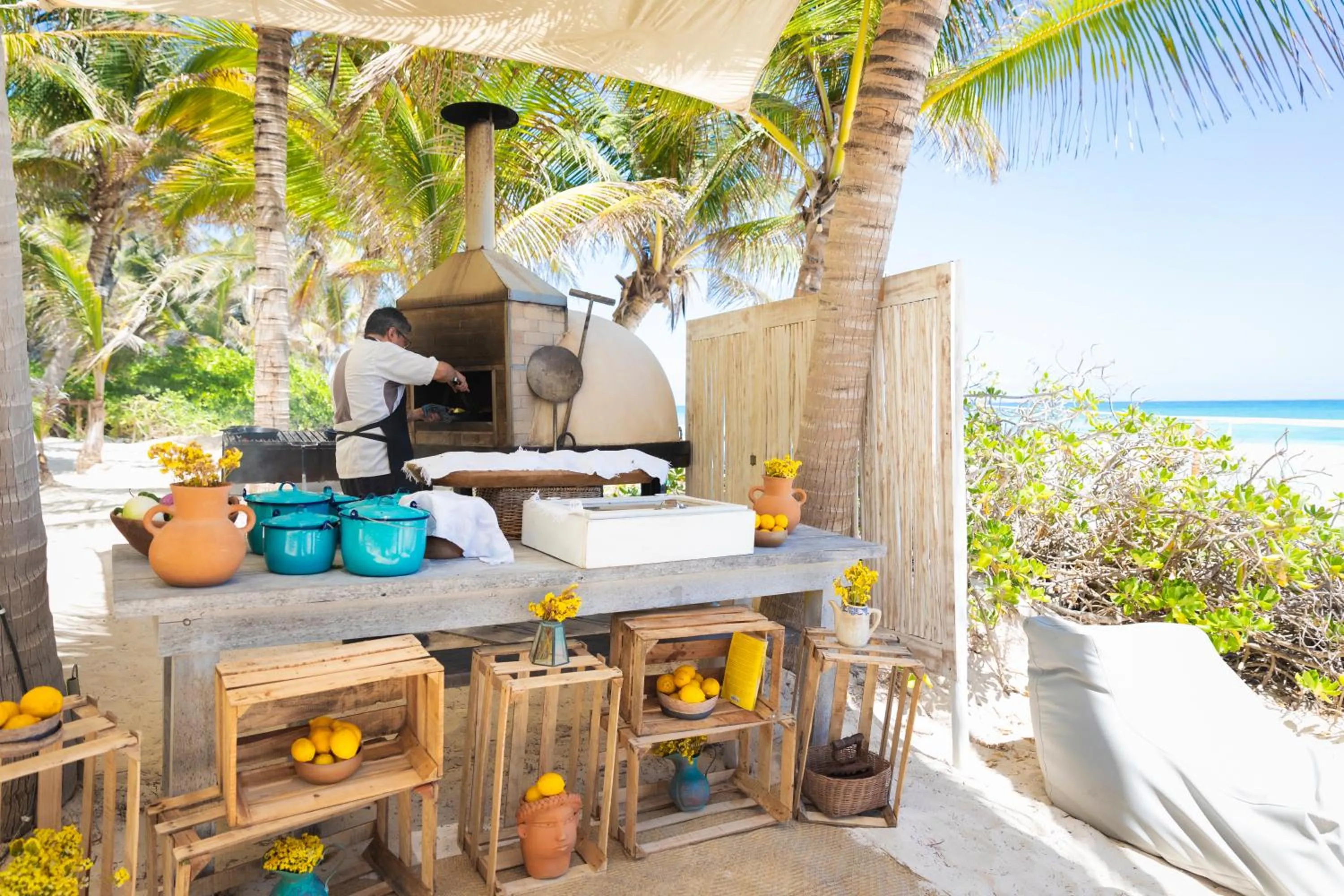 Restaurant/places to eat in Lula Tulum, a Small Luxury Hotel