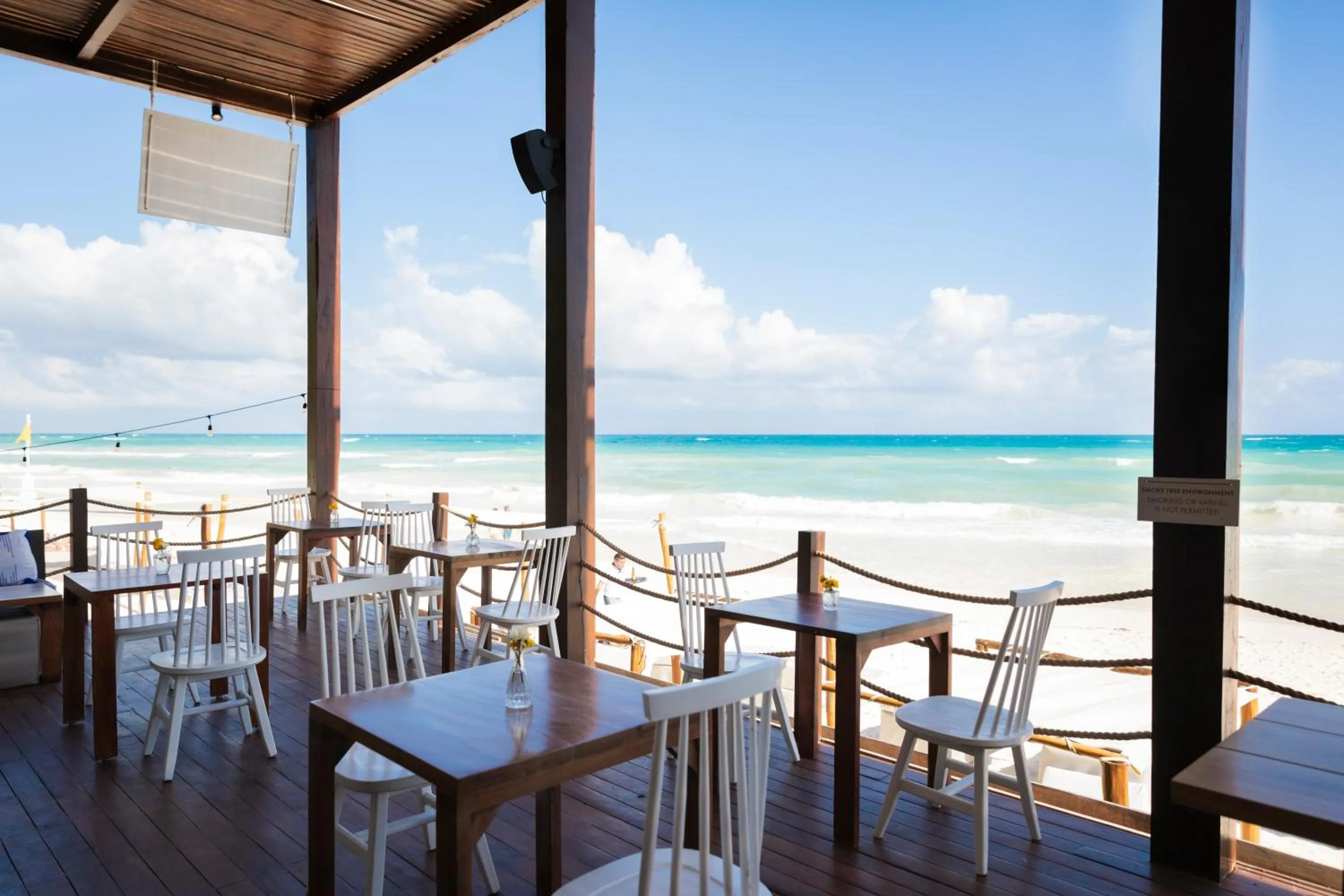 Restaurant/places to eat in Lula Tulum, a Small Luxury Hotel