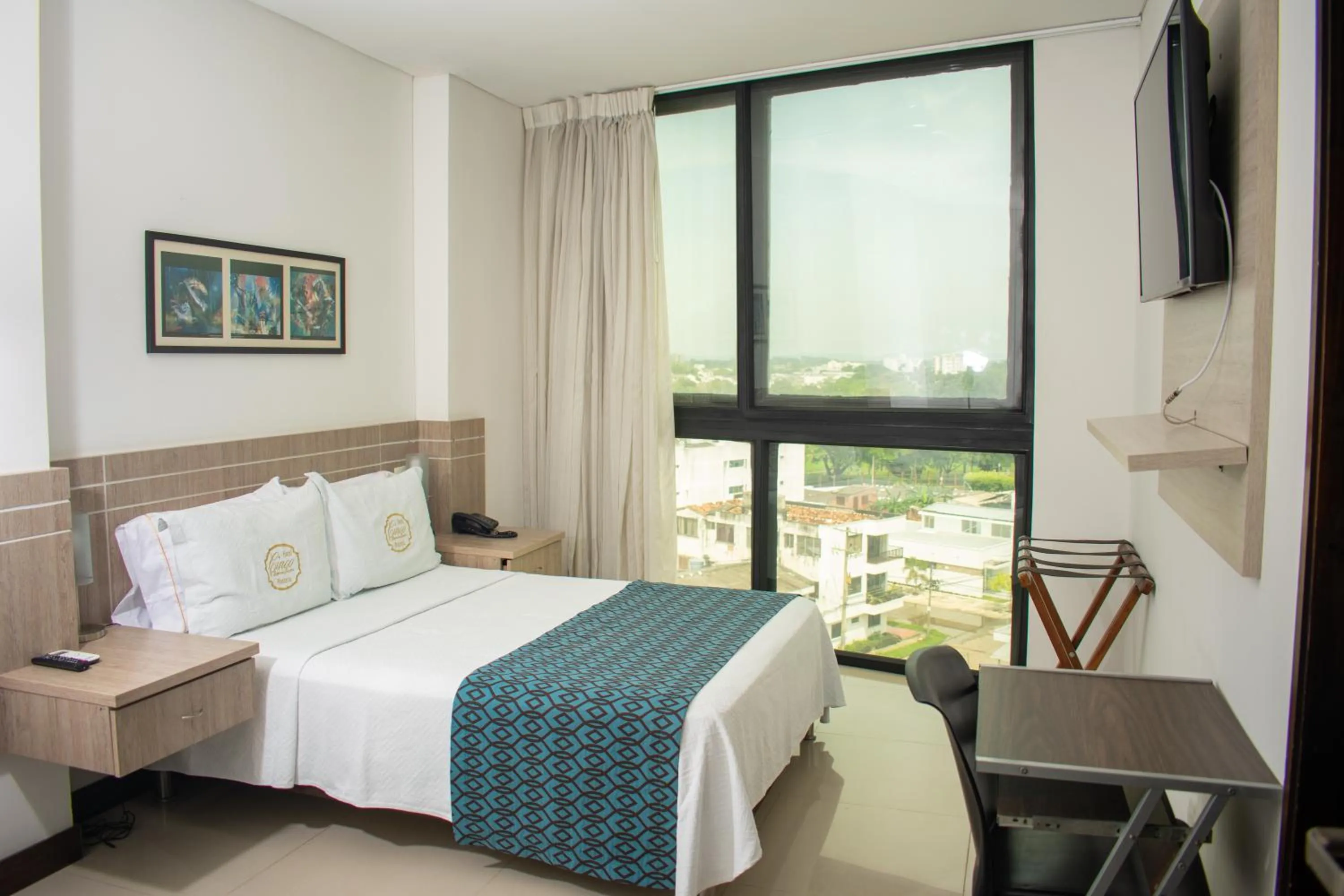 Junior Suite - single occupancy in Hotel Cinco Monteria