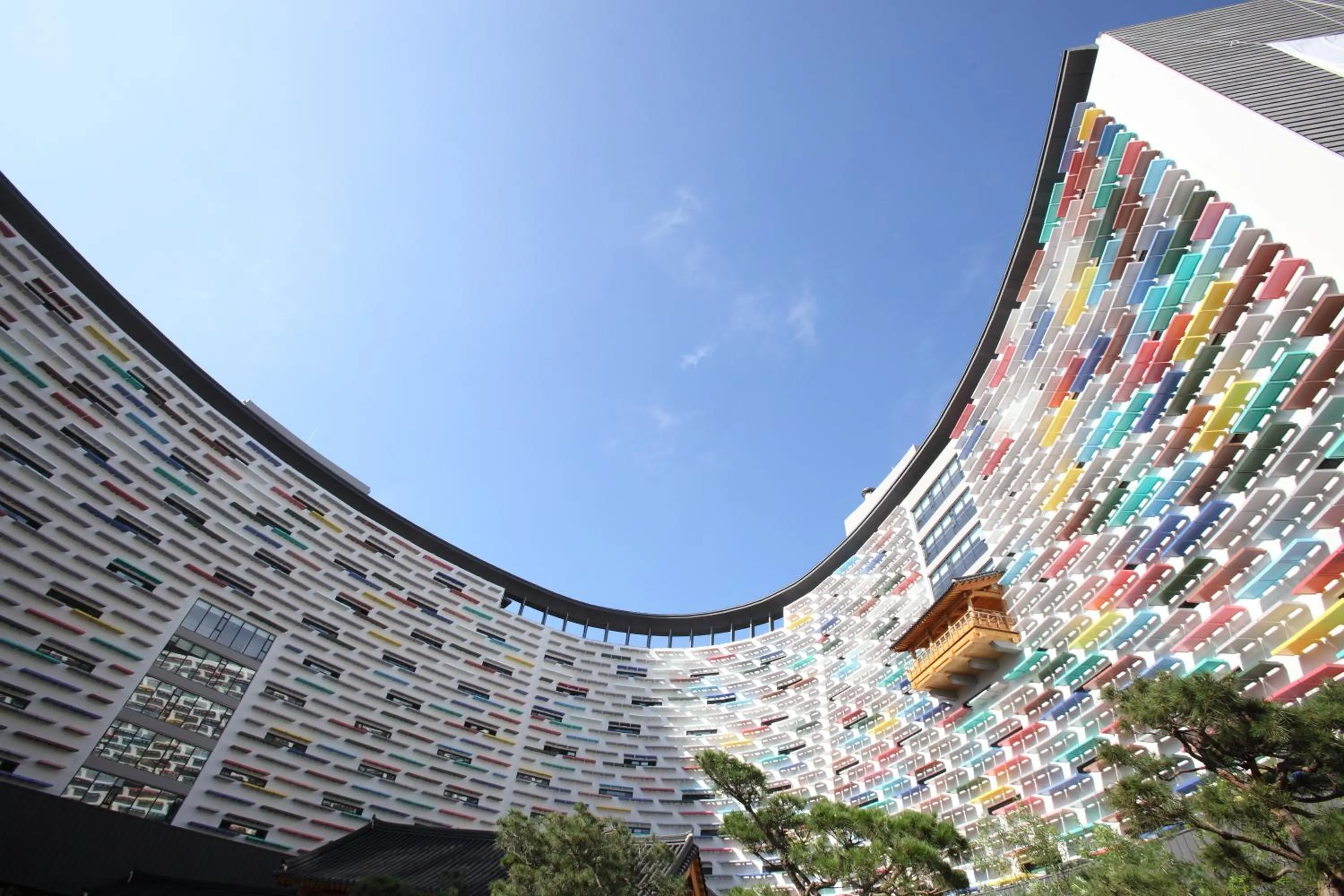 Facade/entrance in Lotte Buyeo Resort
