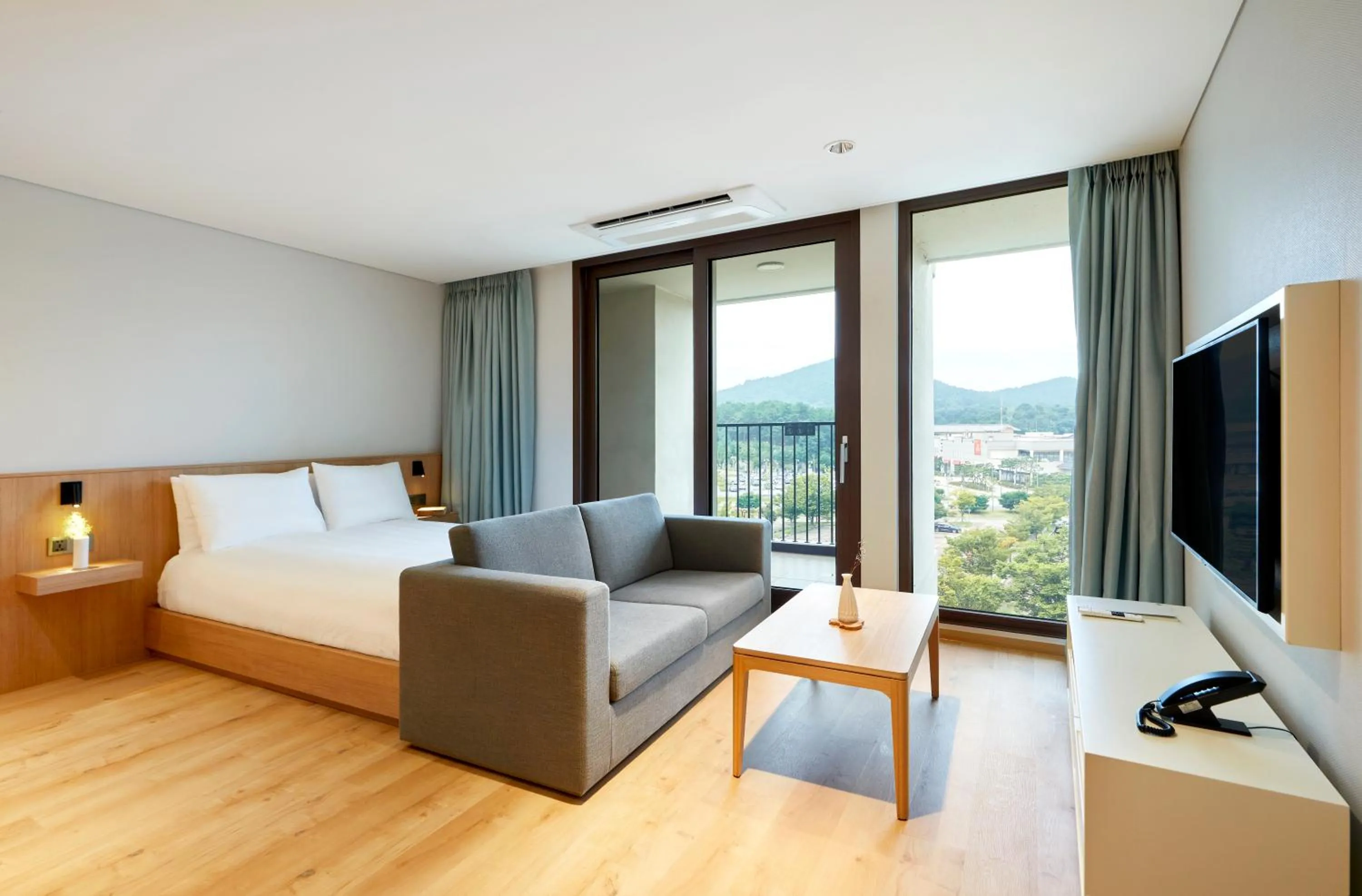 Bed in Lotte Buyeo Resort