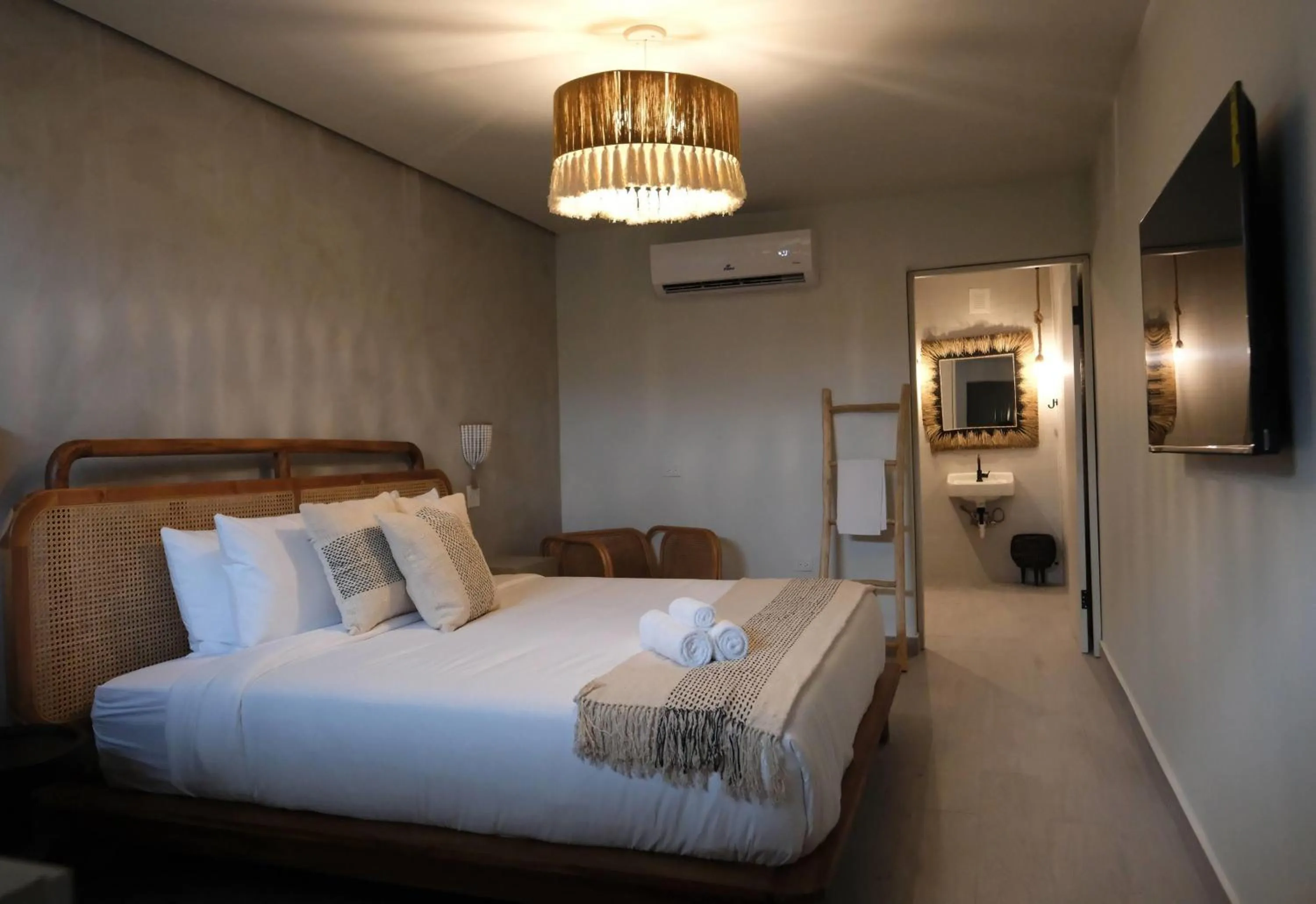 Photo of the whole room, Bed in Bali Hotel Adults Only Isla Verde, a Trademark by Wyndham