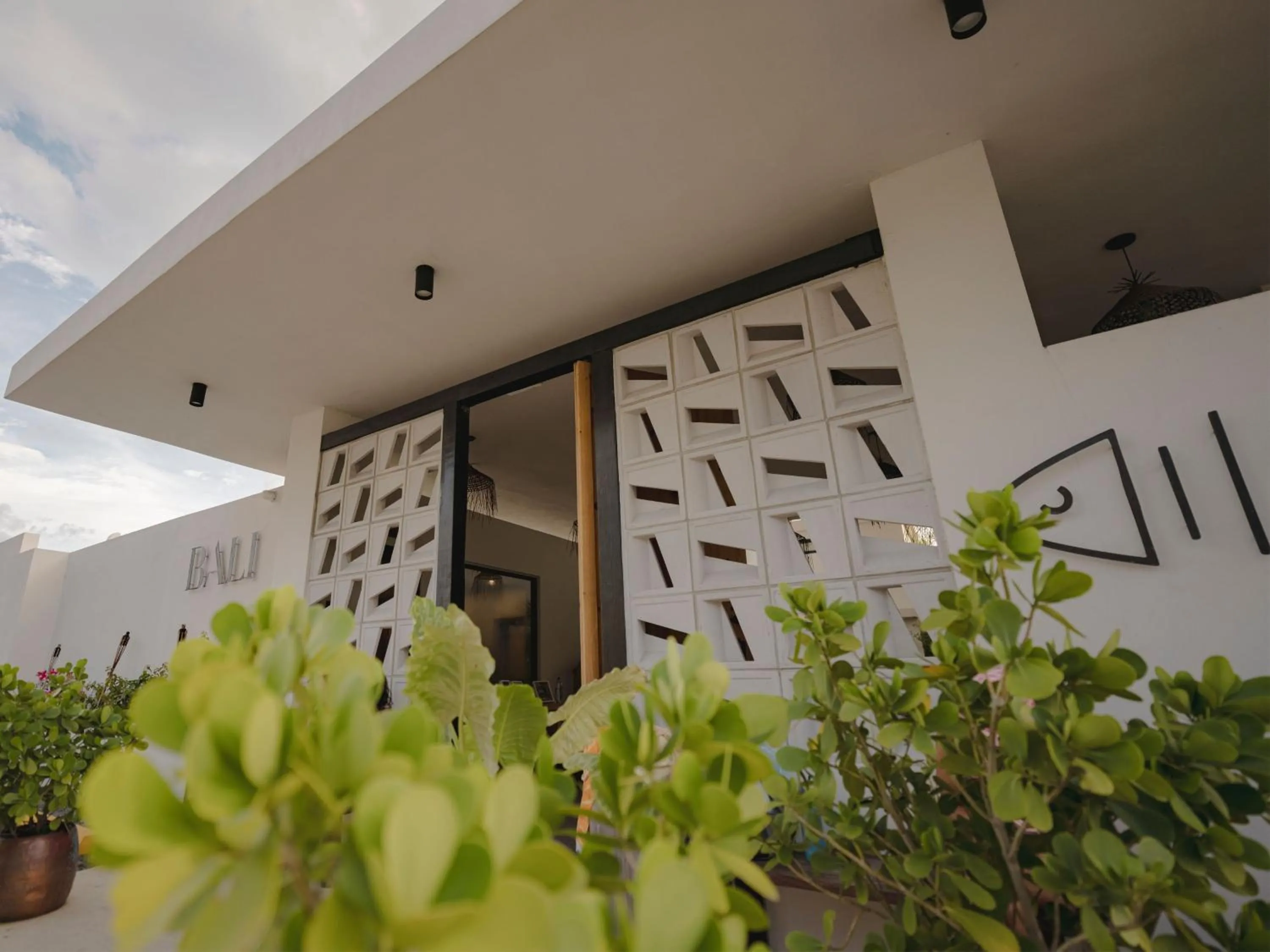 Property building in Bali Hotel Adults Only Isla Verde, a Trademark by Wyndham