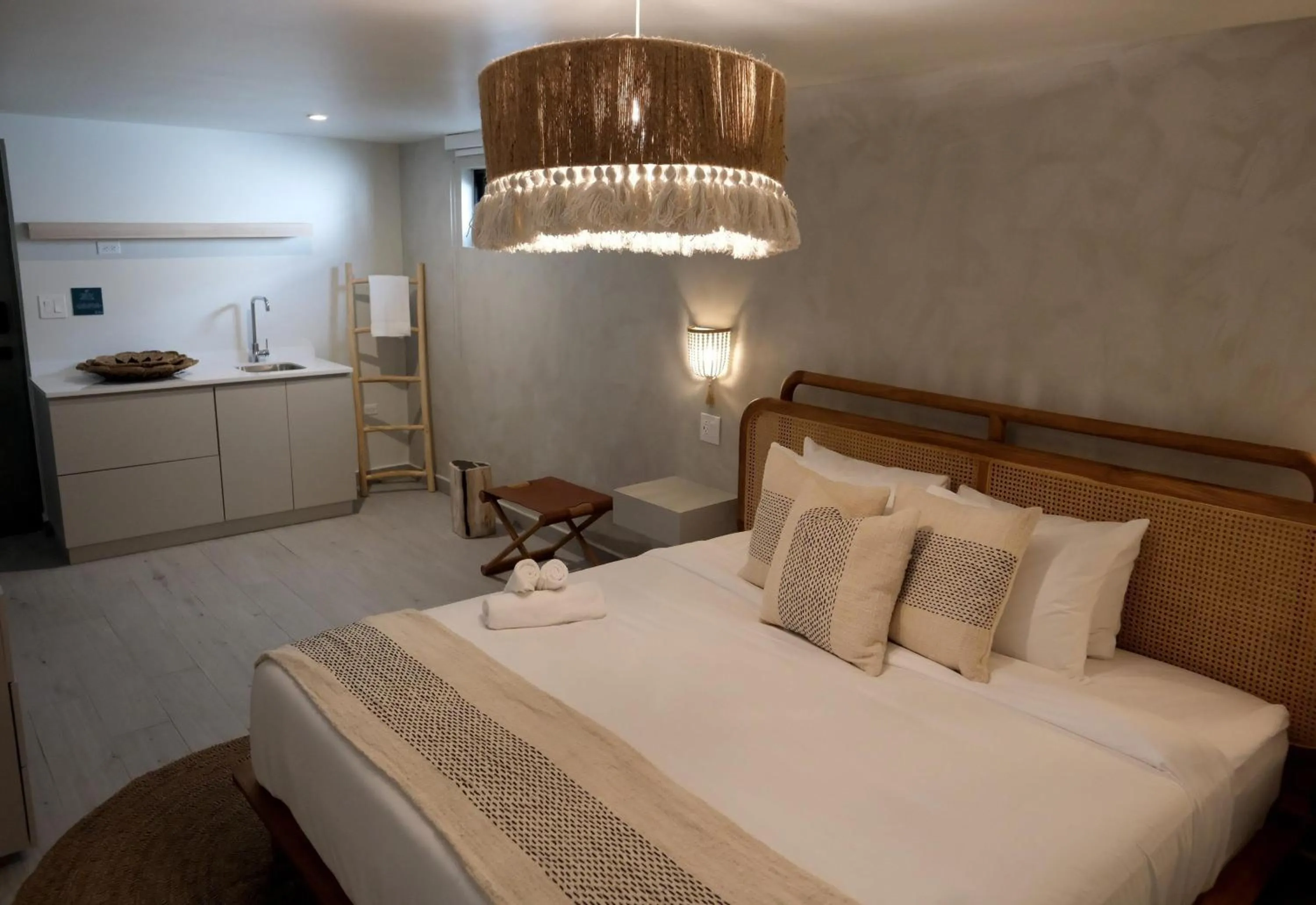 Photo of the whole room, Bed in Bali Hotel Adults Only Isla Verde, a Trademark by Wyndham