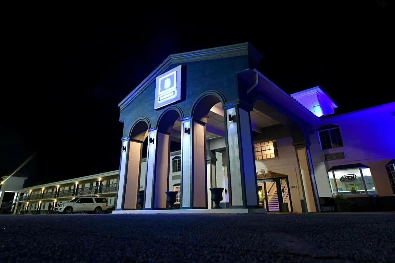 Boardwalk Suites Lafayette