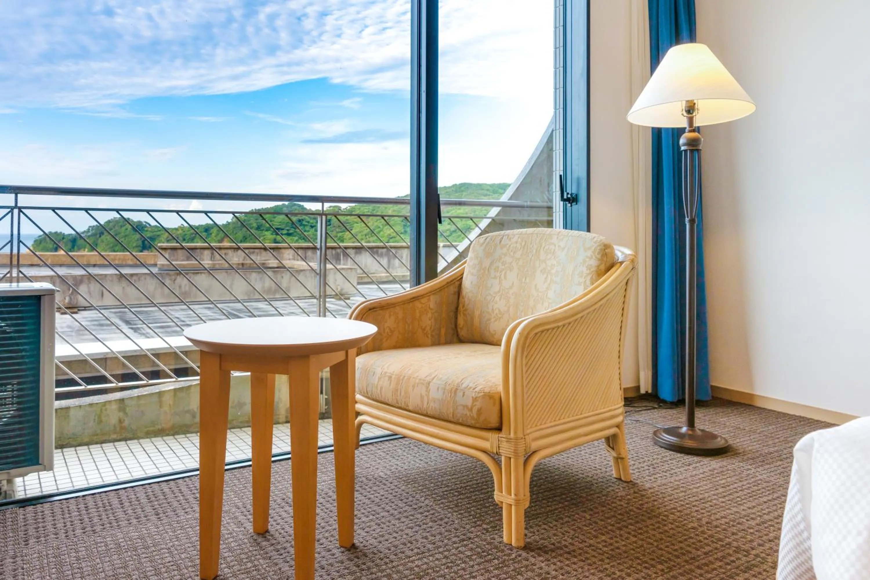 Photo of the whole room in TAOYA Shima