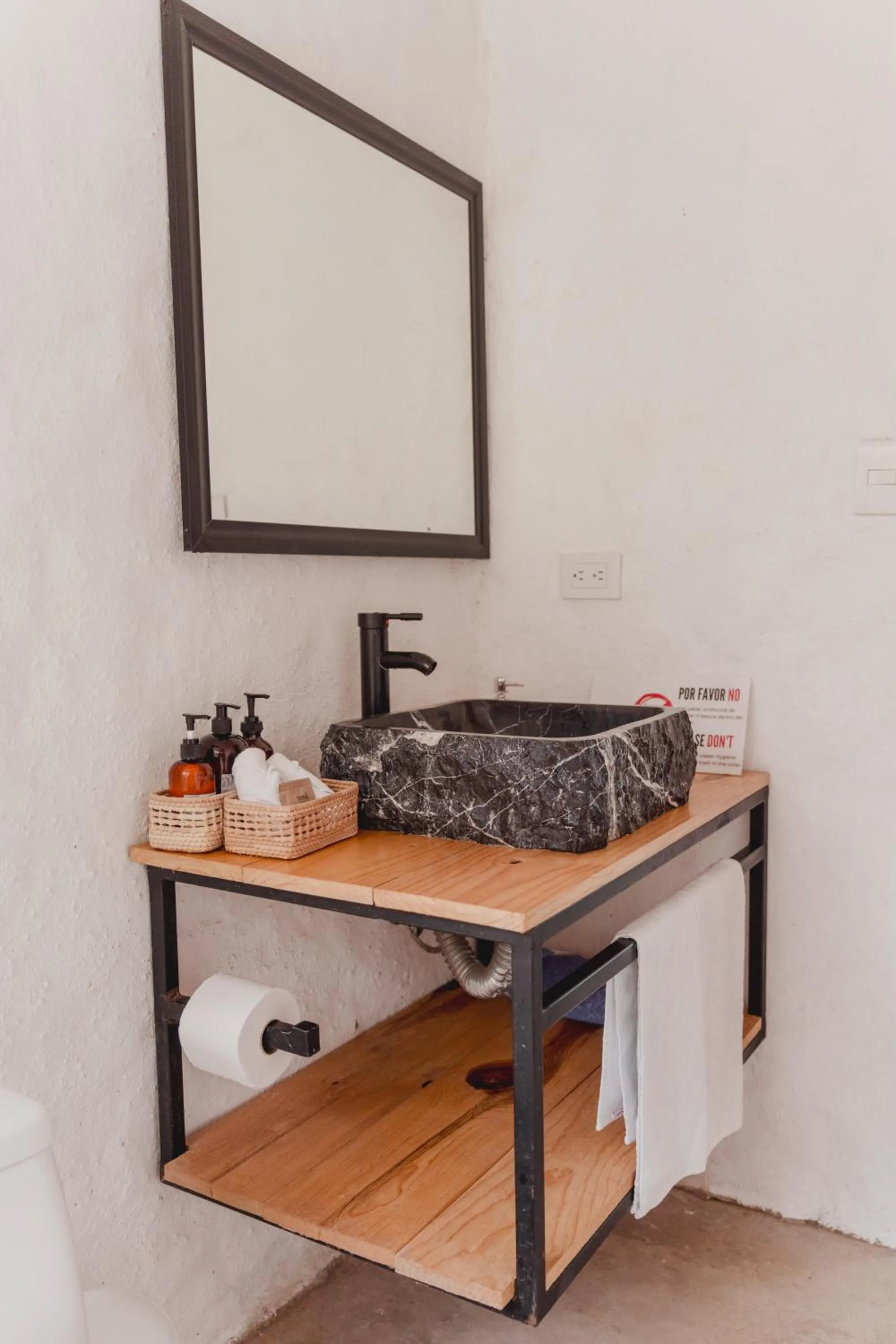 Bathroom in Toninas México Bungalow