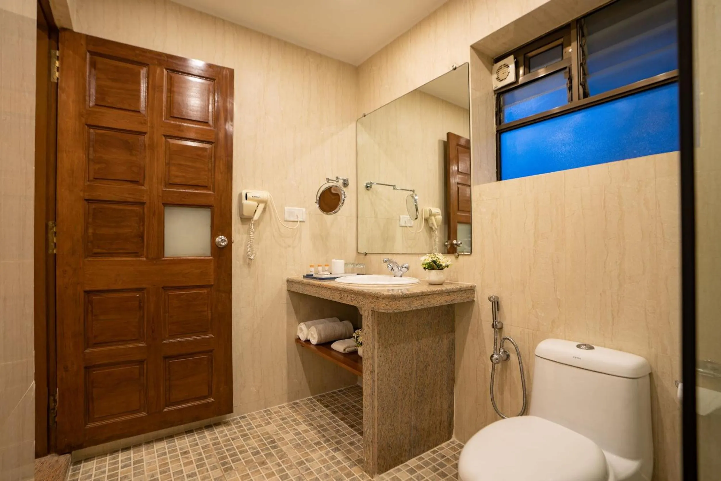 Bathroom in De Mandarin Beach Resort Suites & Villas, Candolim