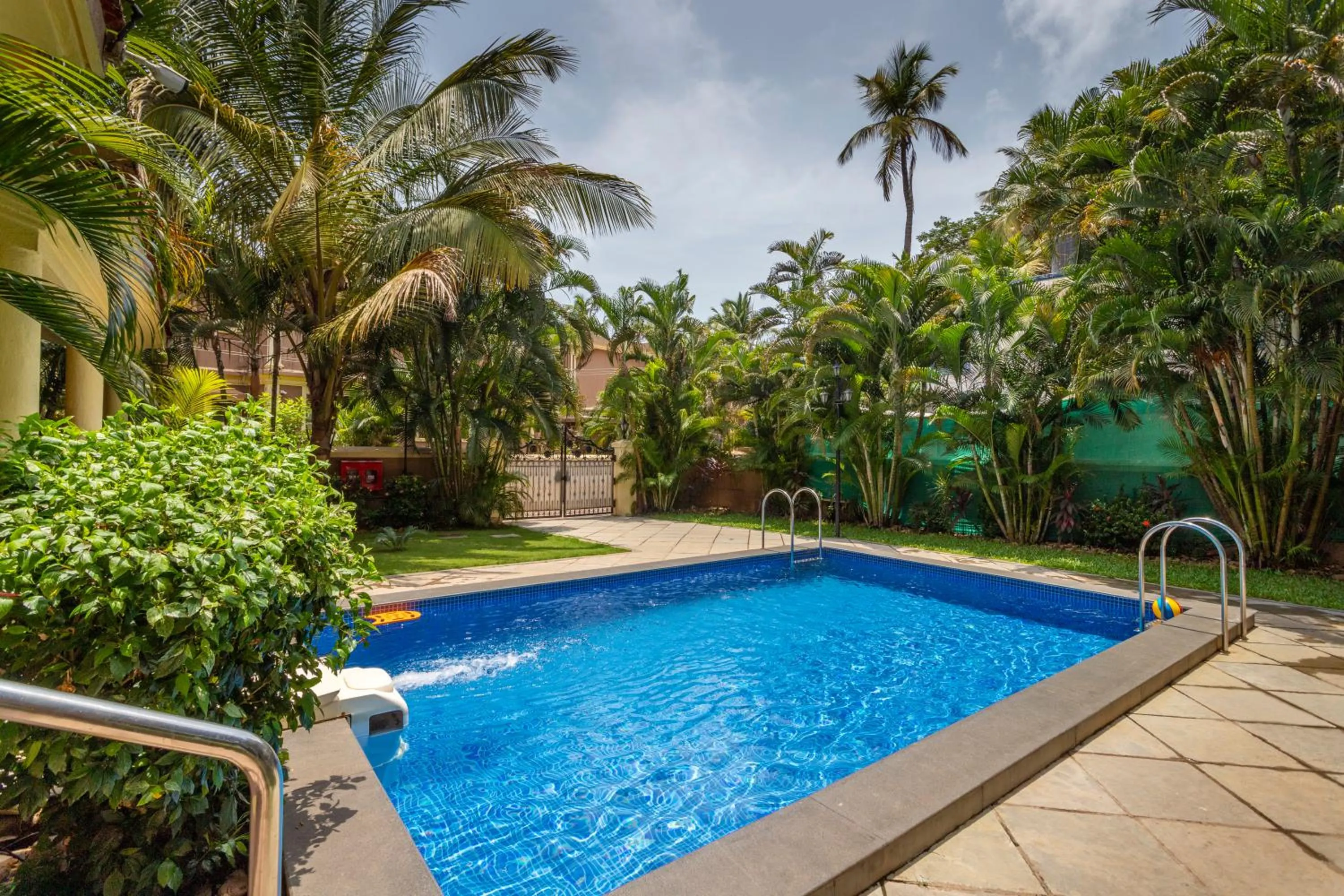 Pool view in De Mandarin Beach Resort Suites & Villas, Candolim