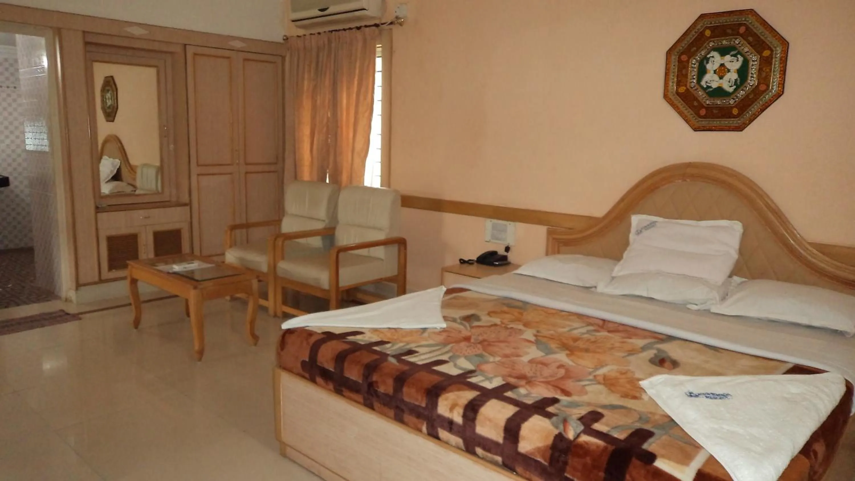 Bedroom in Kishkinda Heritage Resort