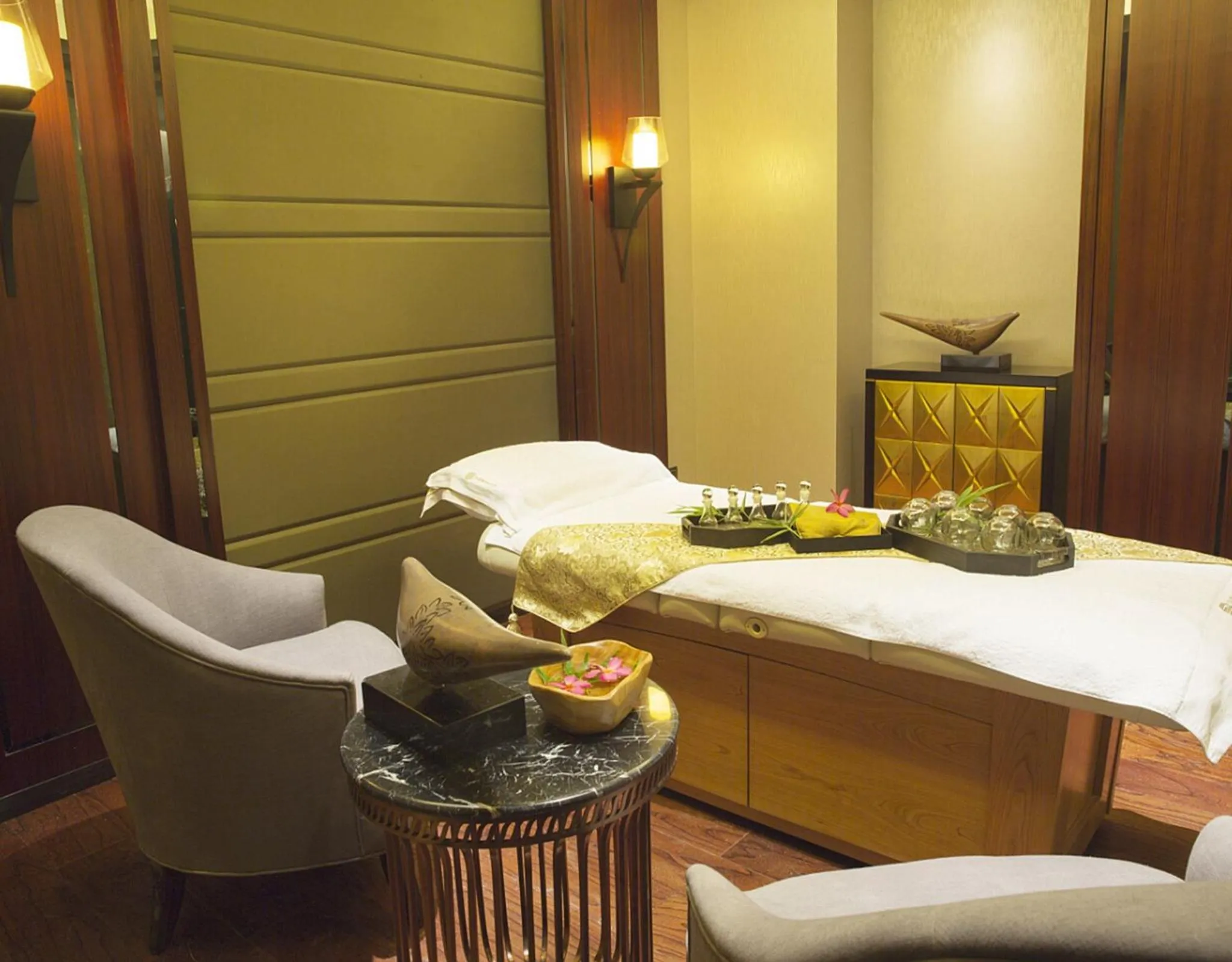 Spa and wellness centre/facilities in Shantou International Hotel