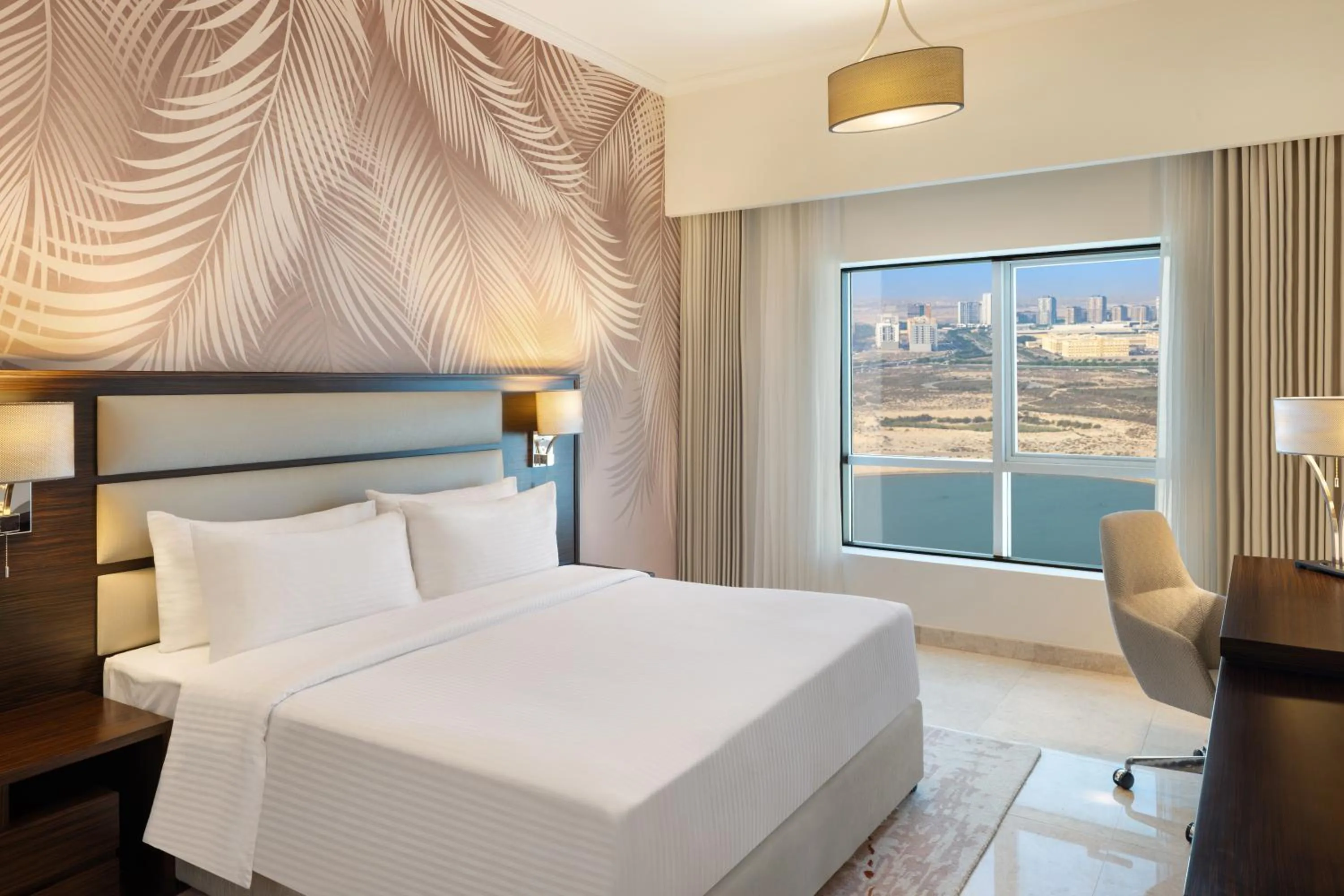 Bedroom, Bed in Vintage Grand Hotel Dubai