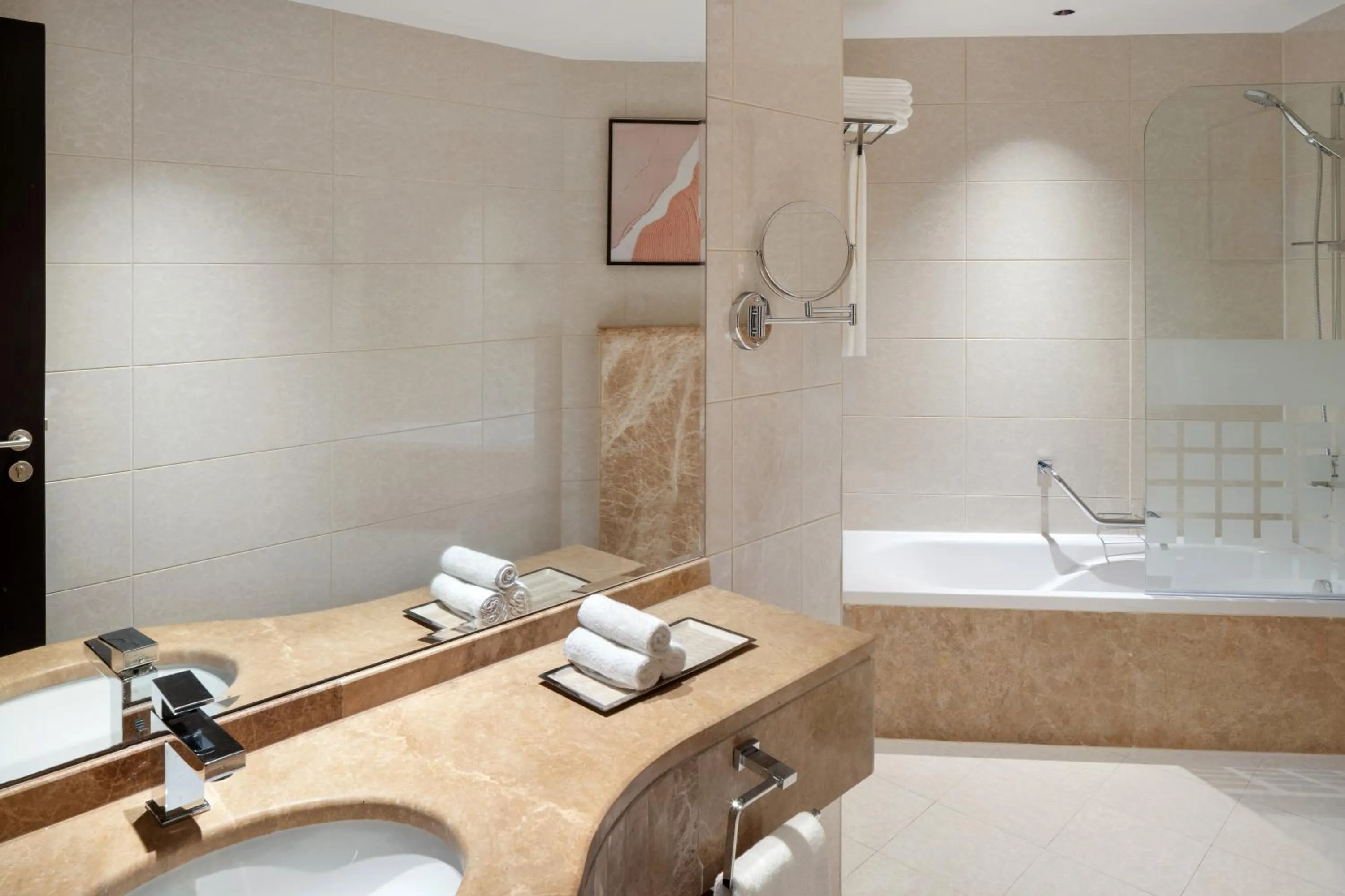 Bathroom in Vintage Grand Hotel Dubai