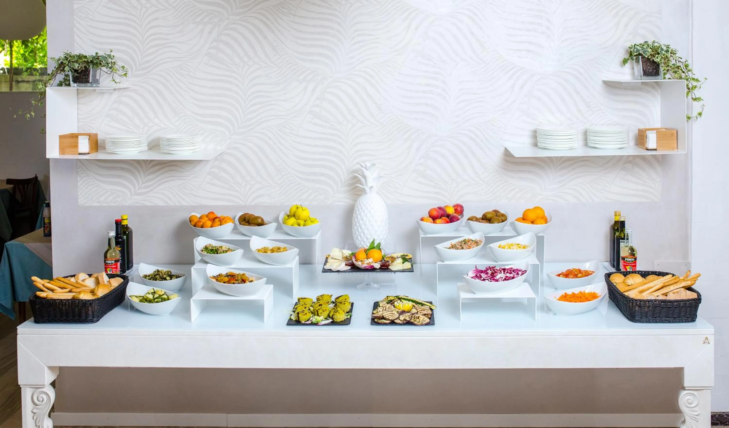 Lunch in Hotel Paradiso