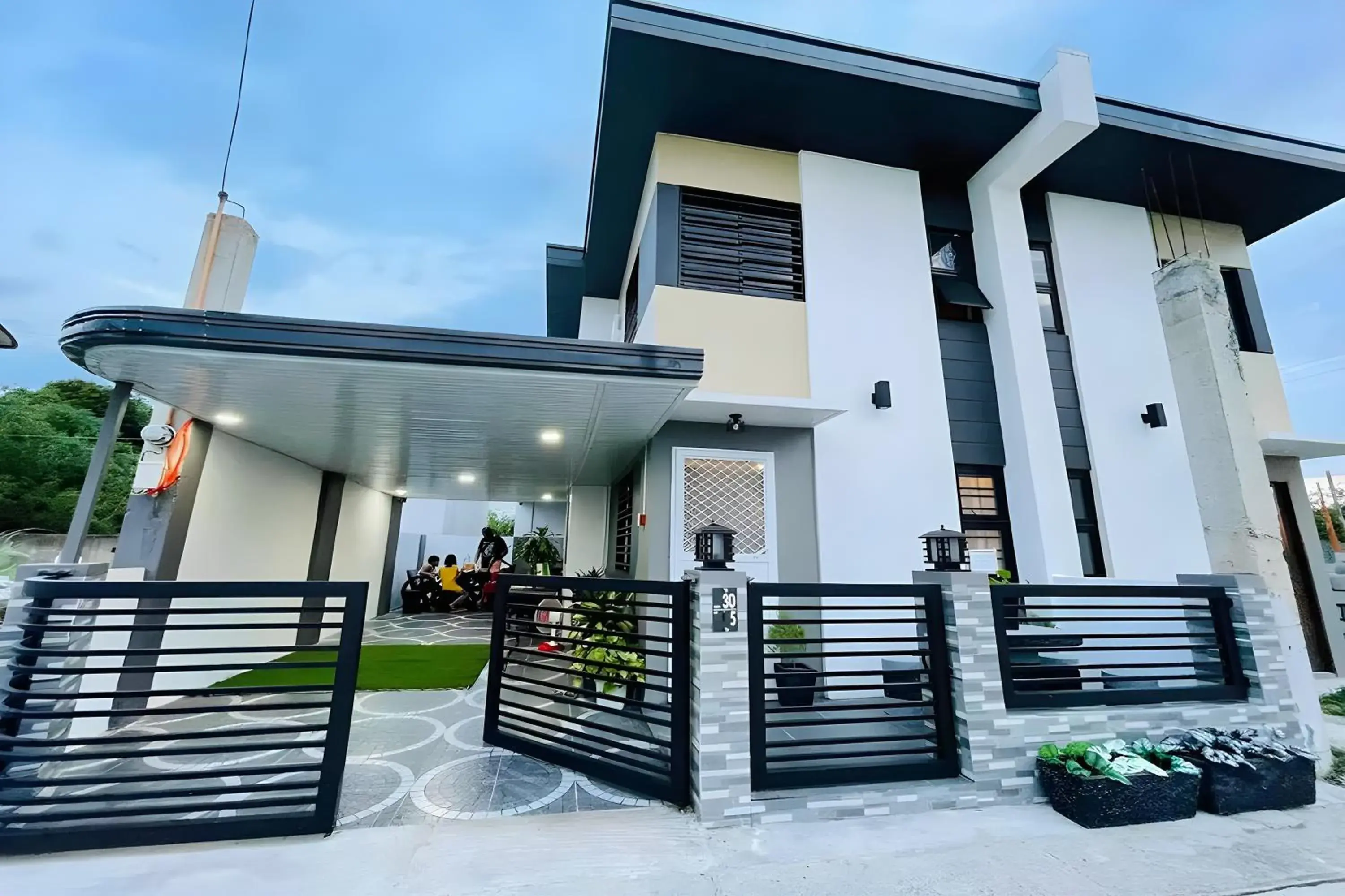 Two-Bedroom Villa in Shiella's Staycation House Cabanatuan Two-Bedroom Villa in Shiella's Staycation House Cabanatuan