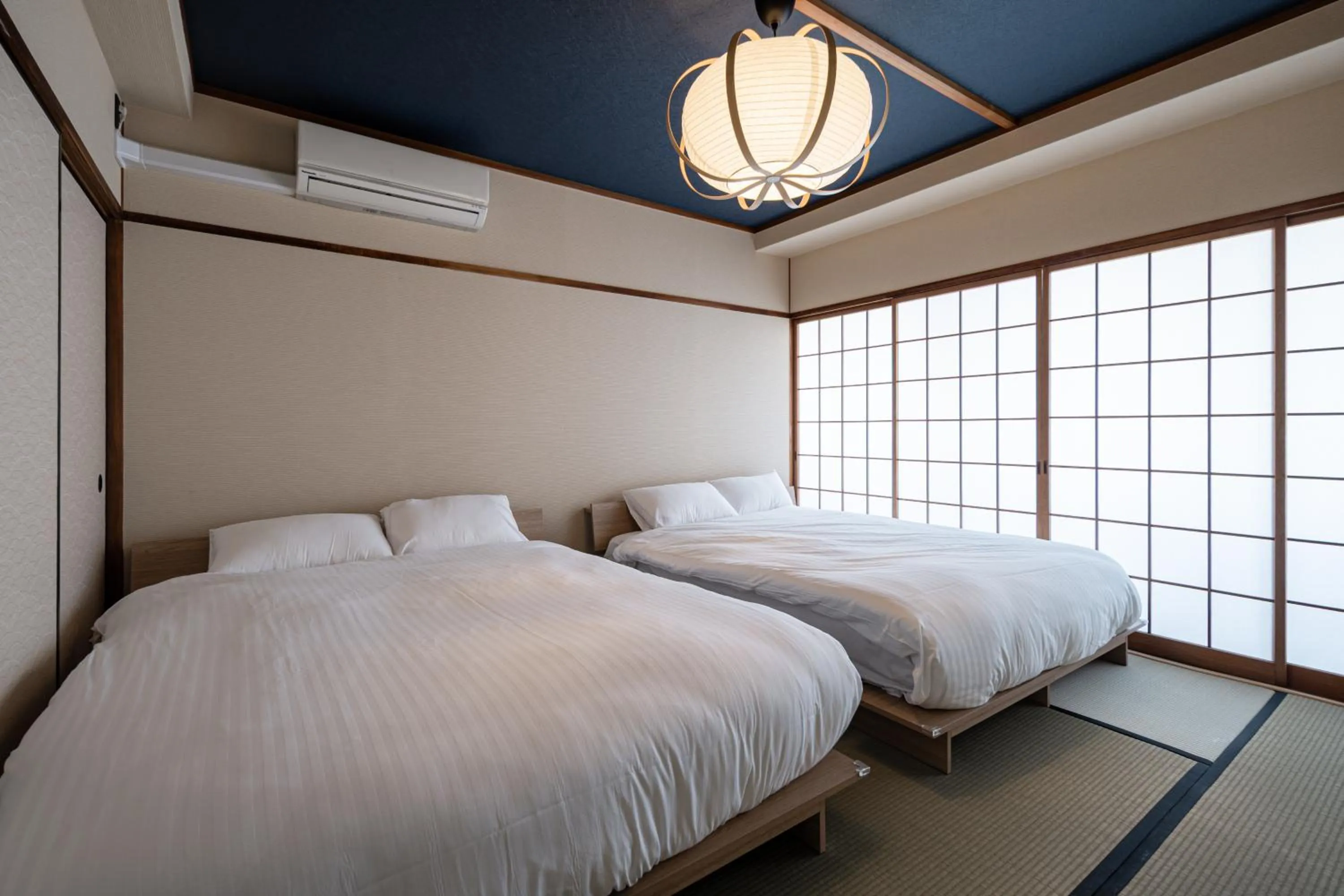 Bed in Hotel Akasaka Heights