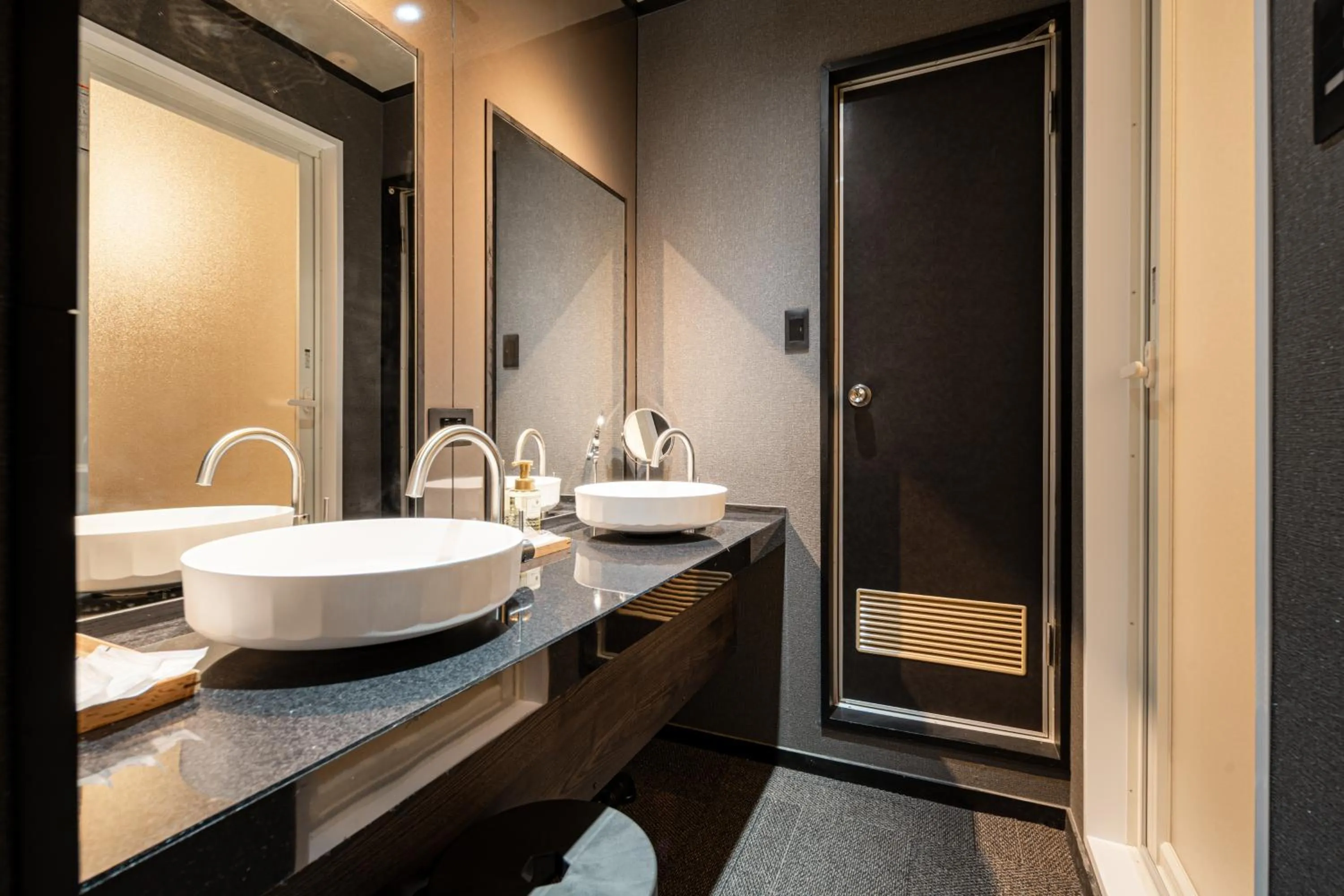 Hotel Akasaka Heights