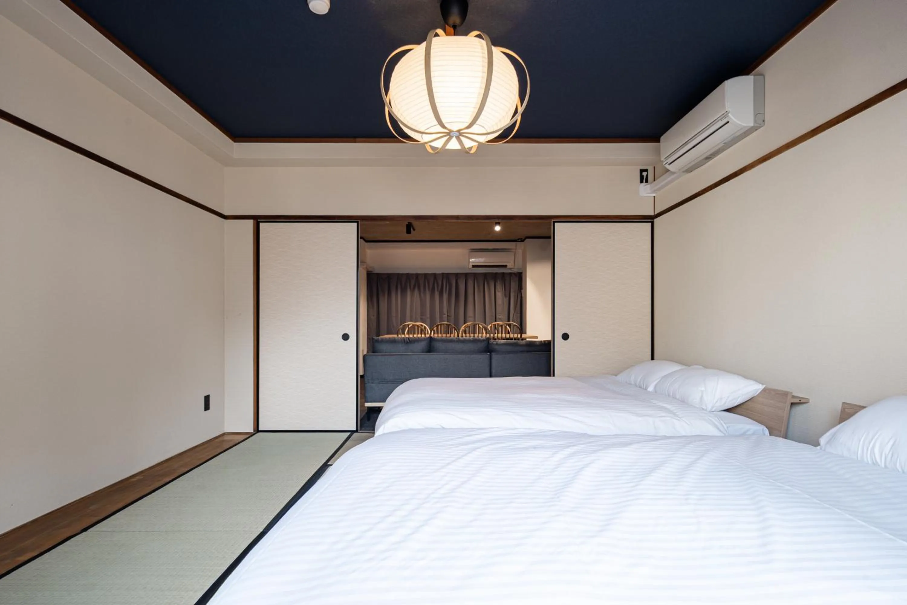 Bed in Hotel Akasaka Heights