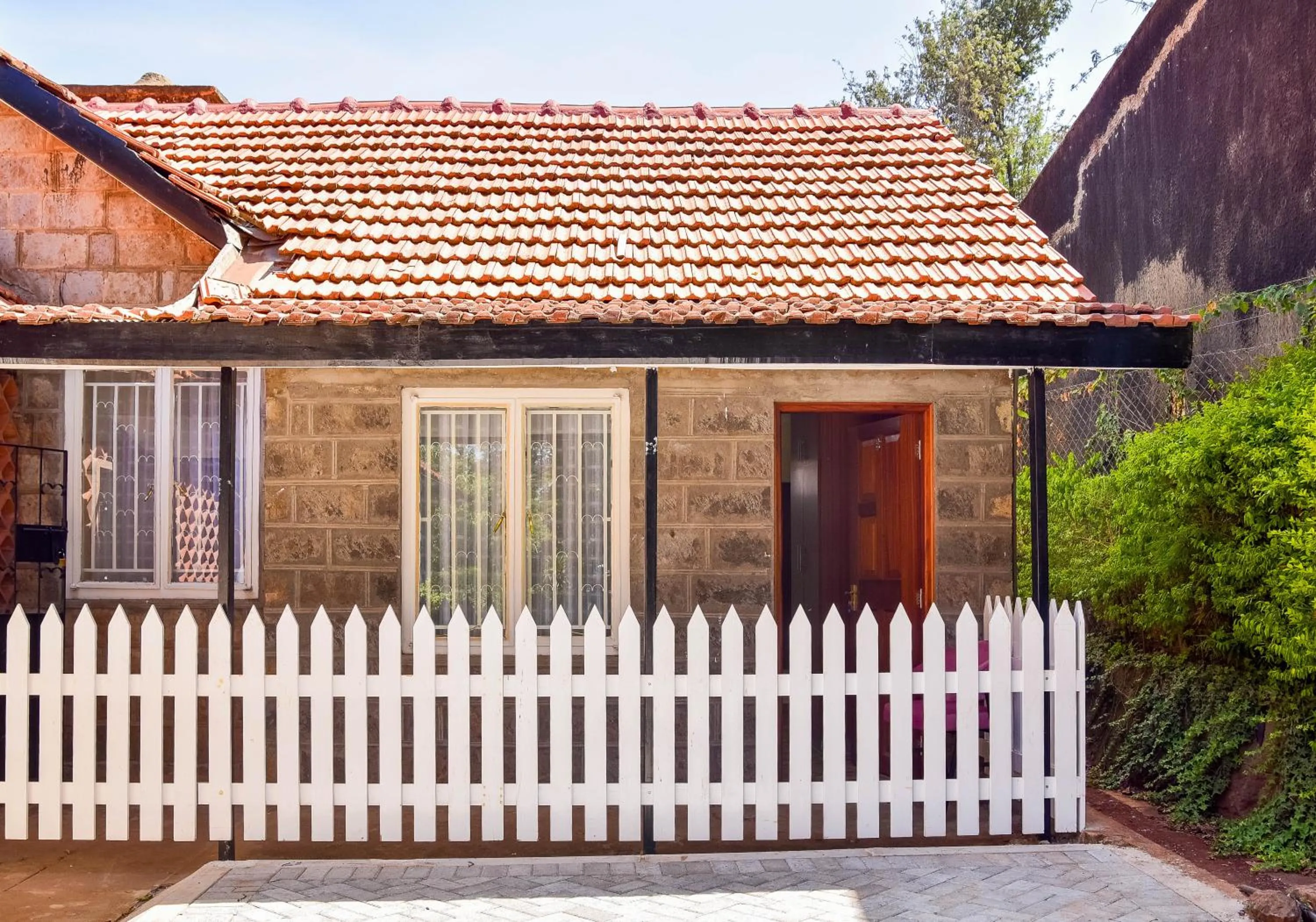 Property building in Kongoni House